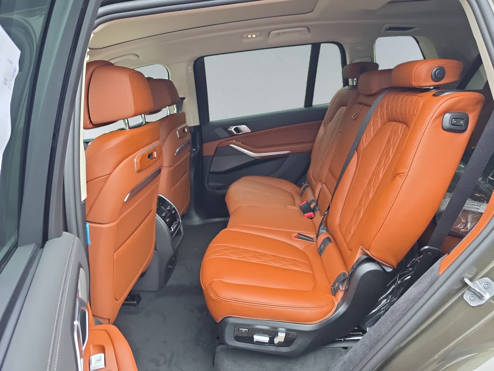 new 2026 BMW X7 car, priced at $94,580