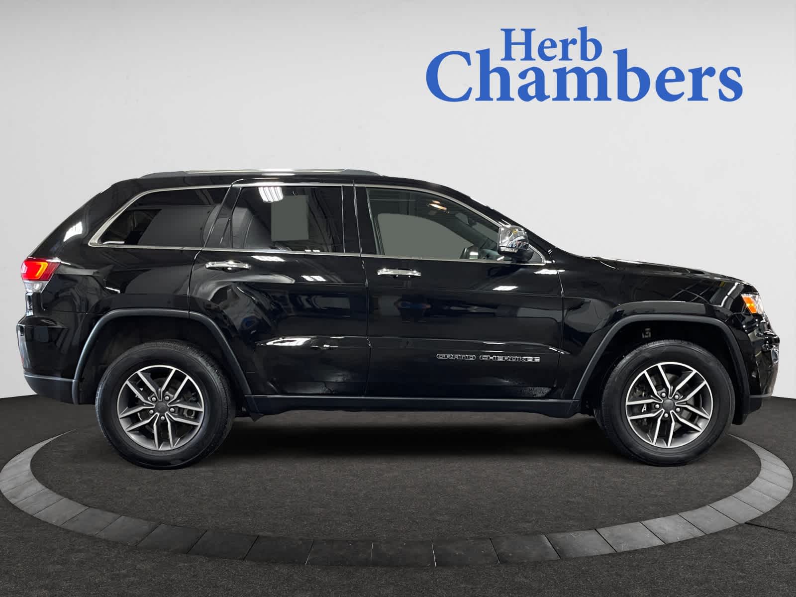 used 2021 Jeep Grand Cherokee car, priced at $25,498