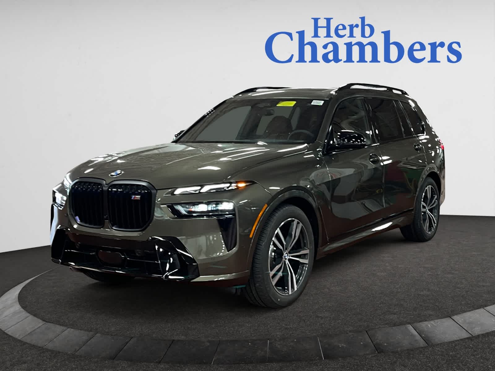new 2026 BMW X7 car, priced at $120,280