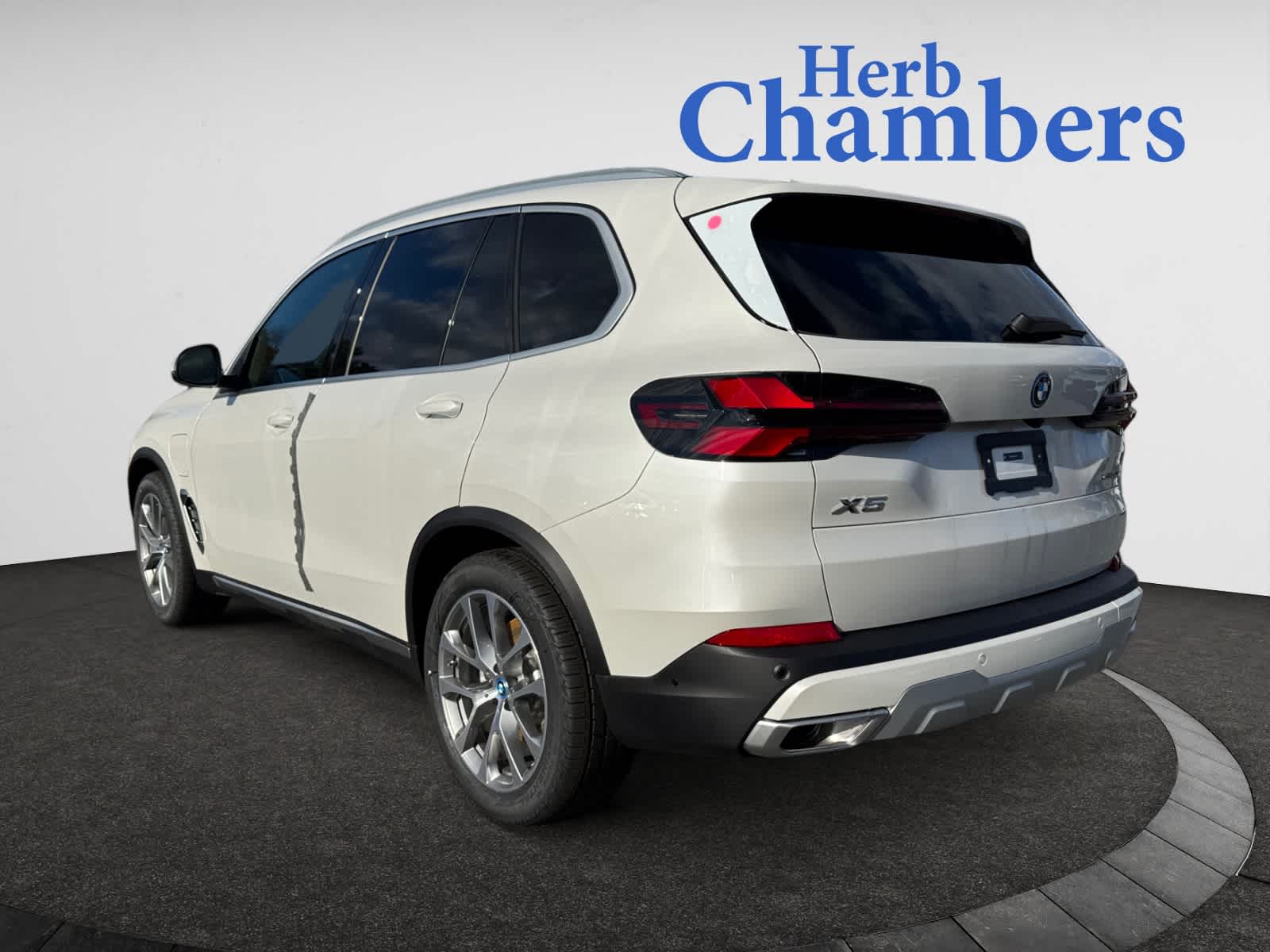 new 2025 BMW X5 PHEV car, priced at $76,175