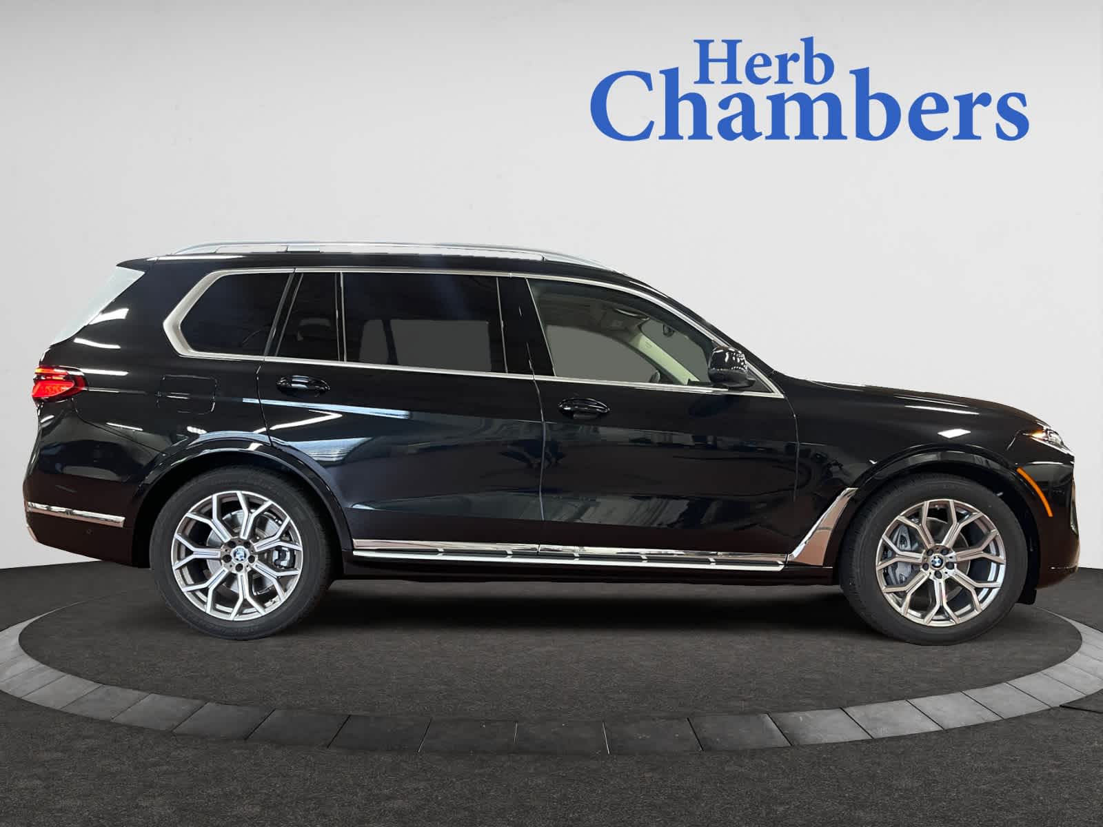 new 2026 BMW X7 car, priced at $95,330
