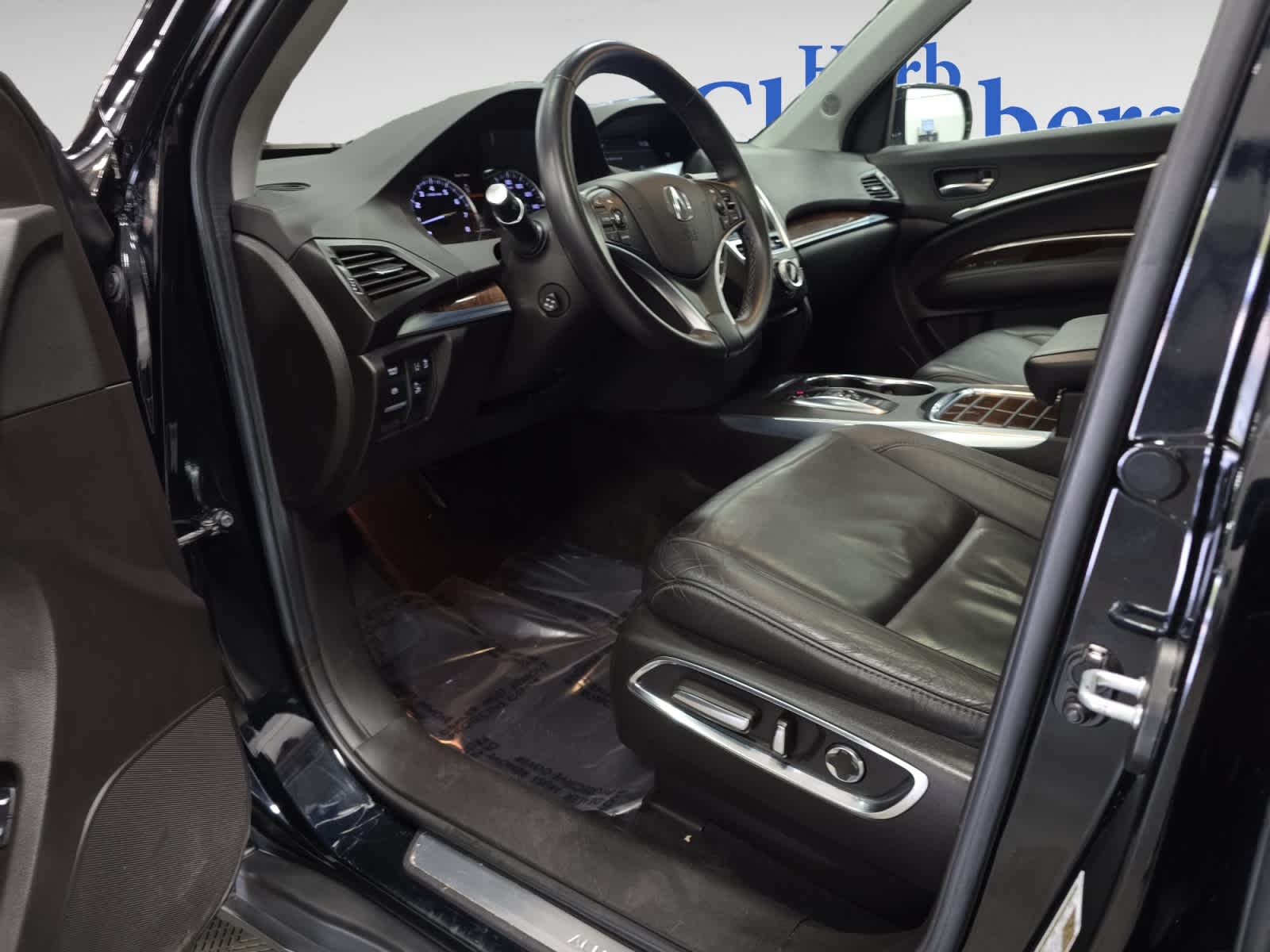 used 2020 Acura MDX car, priced at $31,498