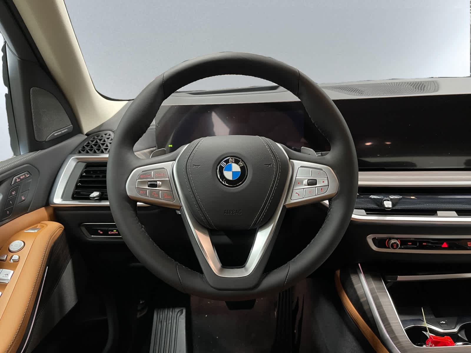 new 2025 BMW X7 car, priced at $94,155