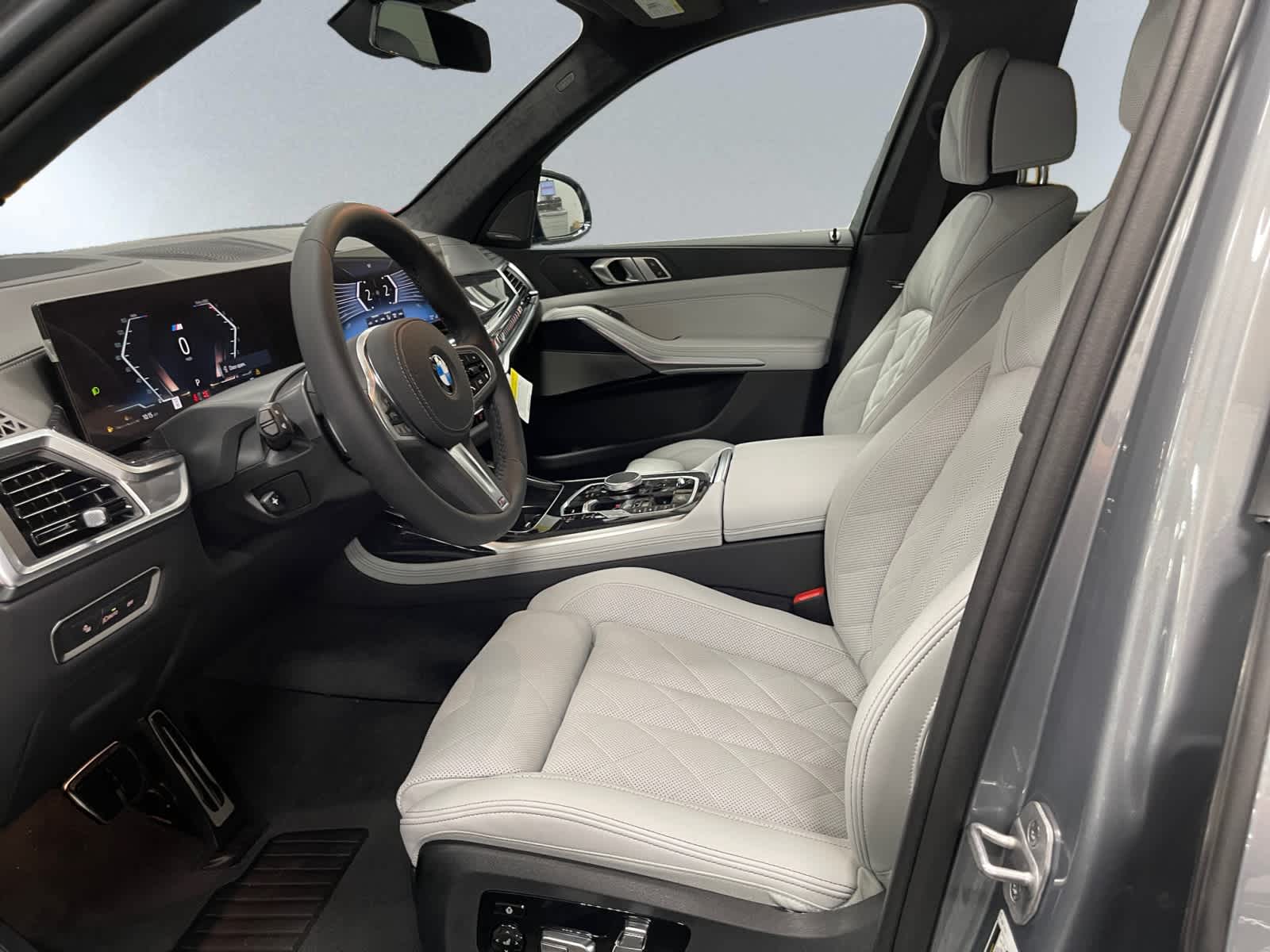 new 2026 BMW X7 car, priced at $98,580