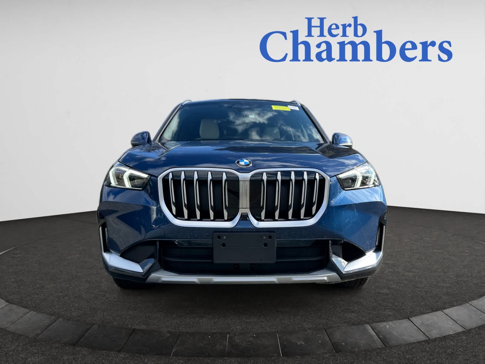 new 2025 BMW X1 car, priced at $47,695