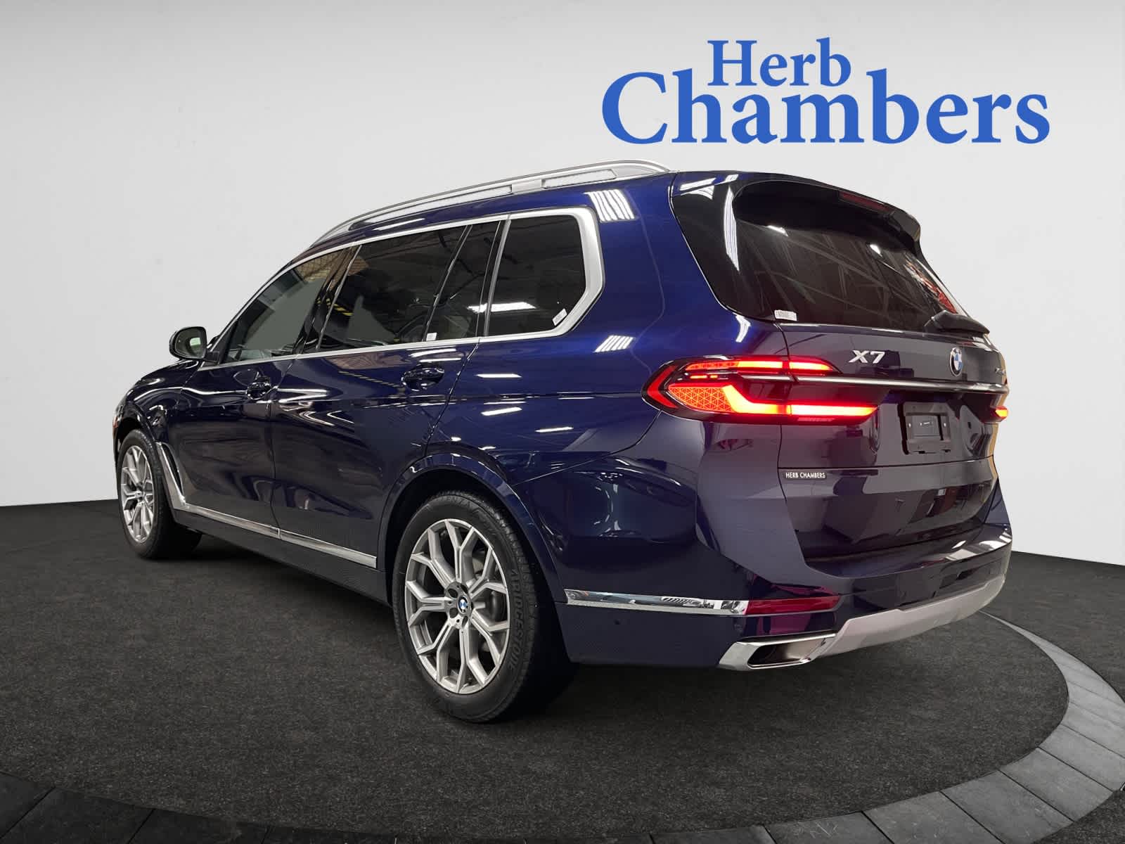 used 2025 BMW X7 car, priced at $87,998