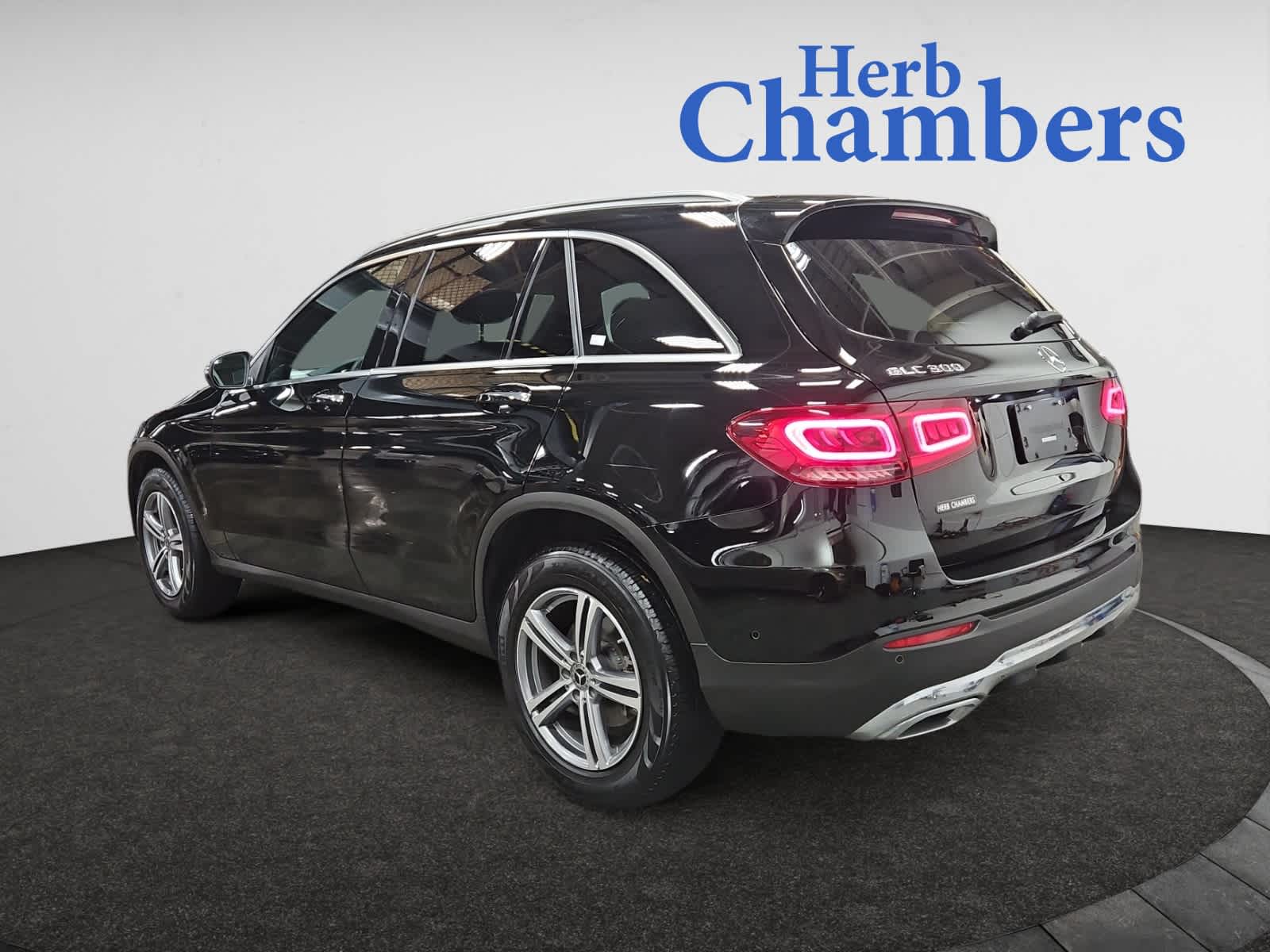 used 2021 Mercedes-Benz GLC 300 car, priced at $31,498