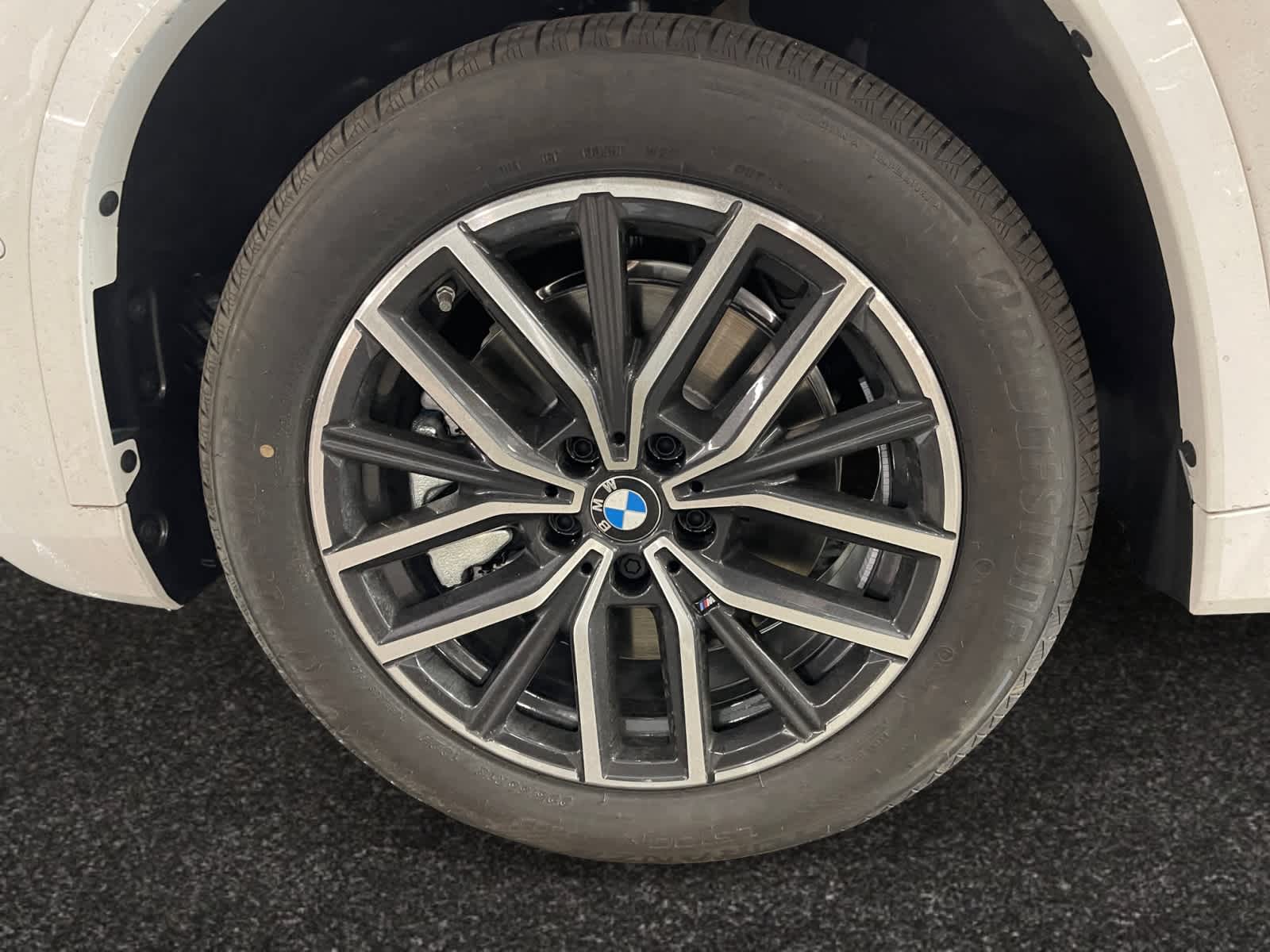 new 2025 BMW X1 car, priced at $47,995