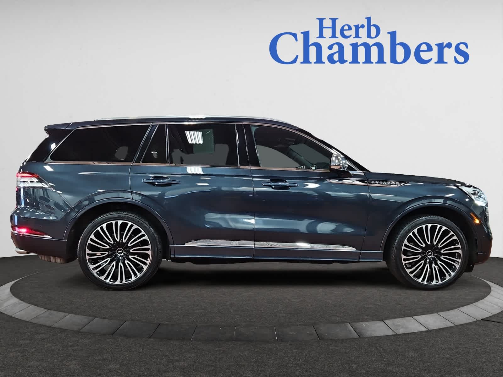 used 2020 Lincoln Aviator car, priced at $38,498