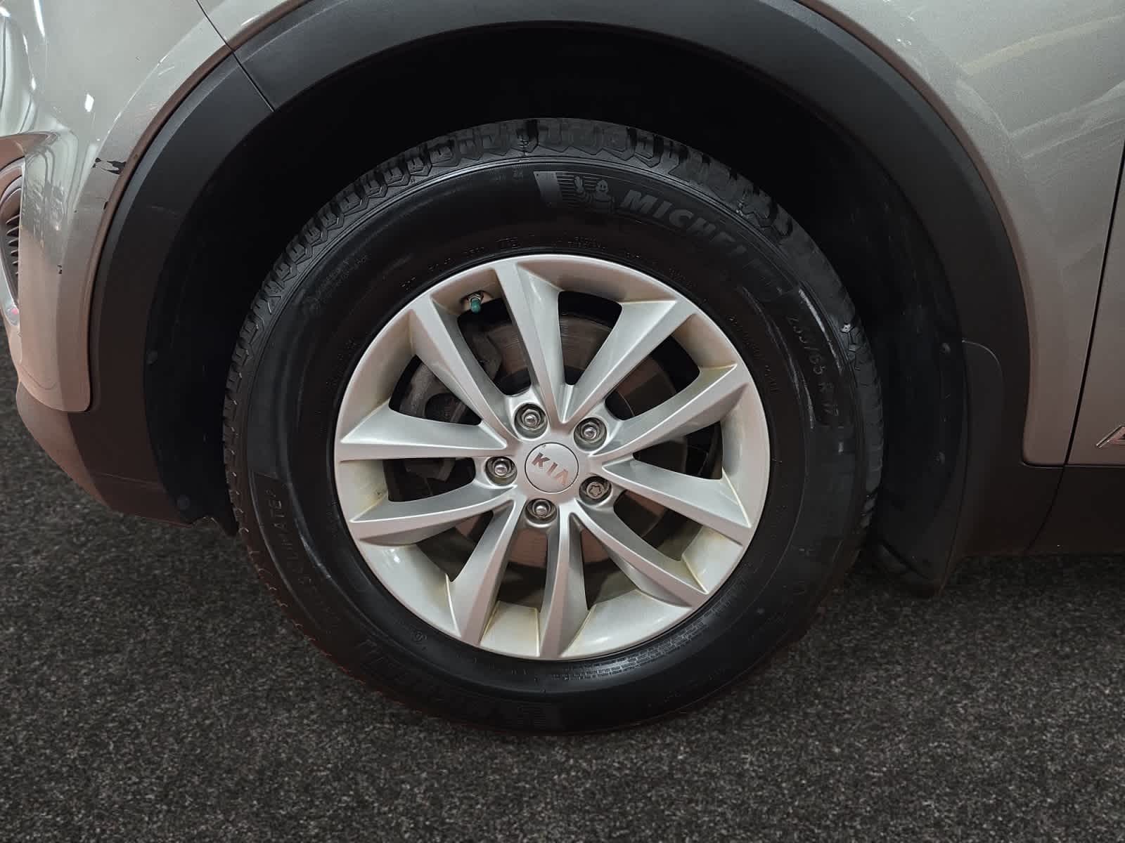 used 2018 Kia Sorento car, priced at $12,998