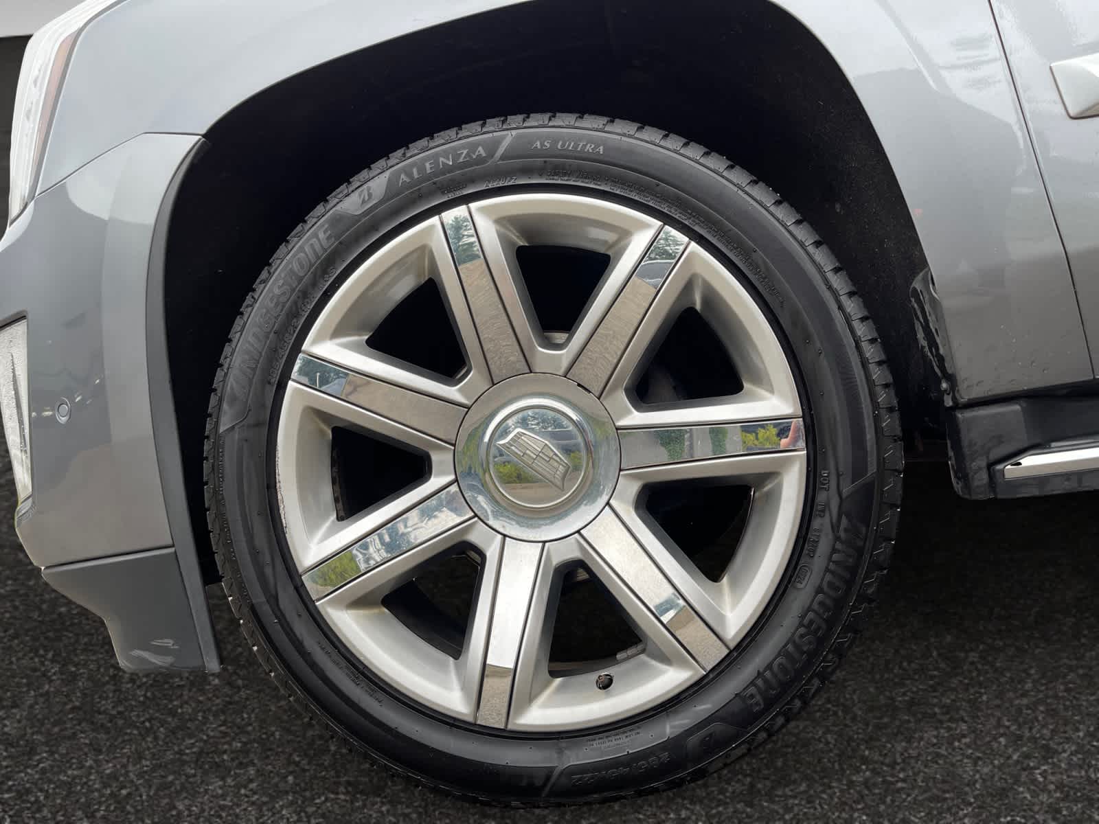 used 2019 Cadillac Escalade car, priced at $31,998