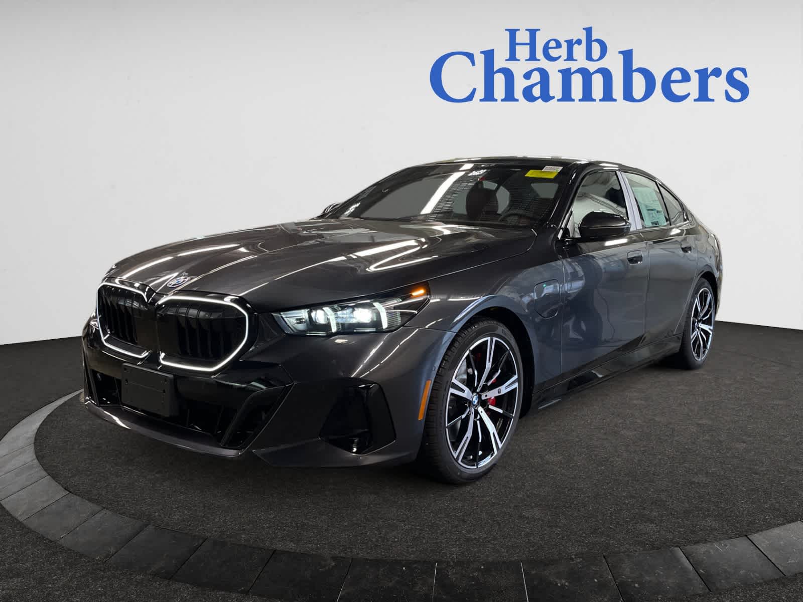 new 2026 BMW 550e car, priced at $84,810