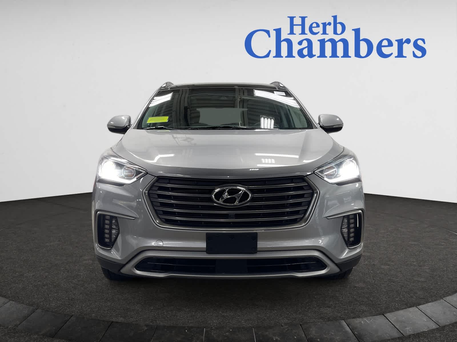 used 2018 Hyundai Santa Fe car, priced at $18,498