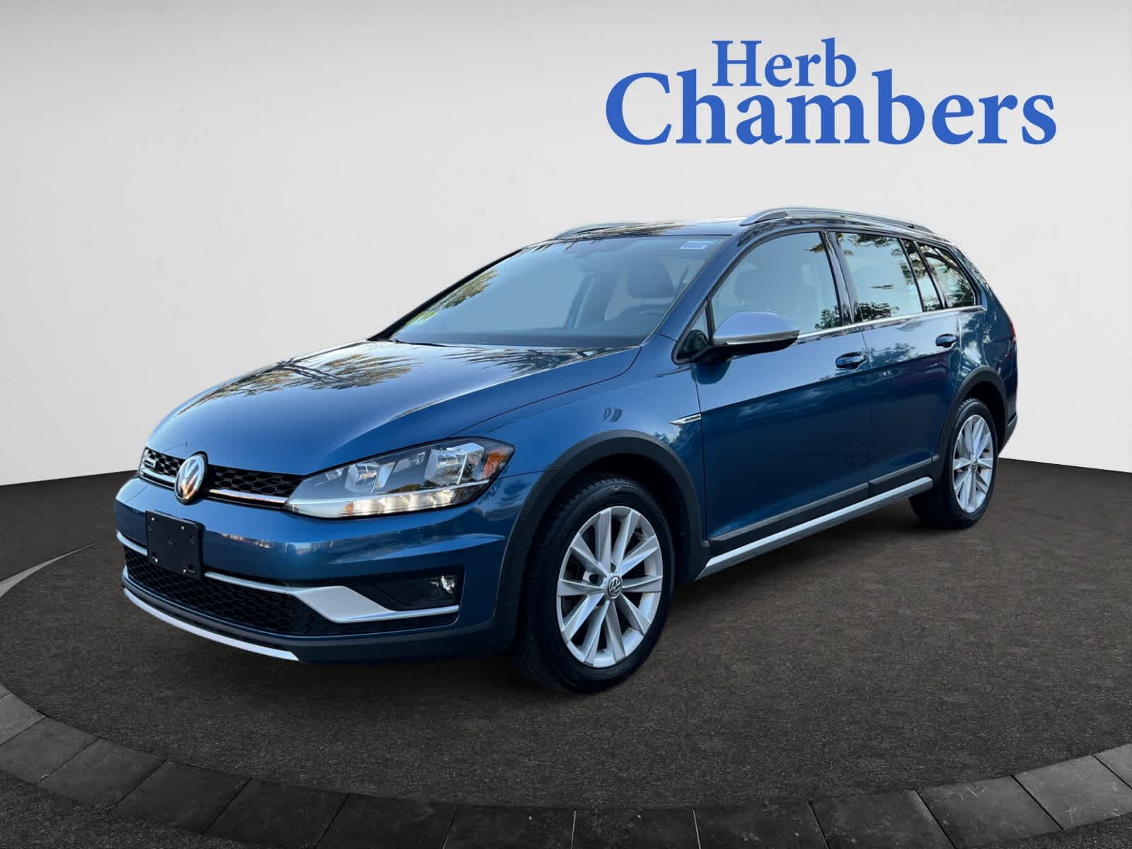 used 2019 Volkswagen Golf Alltrack car, priced at $24,798