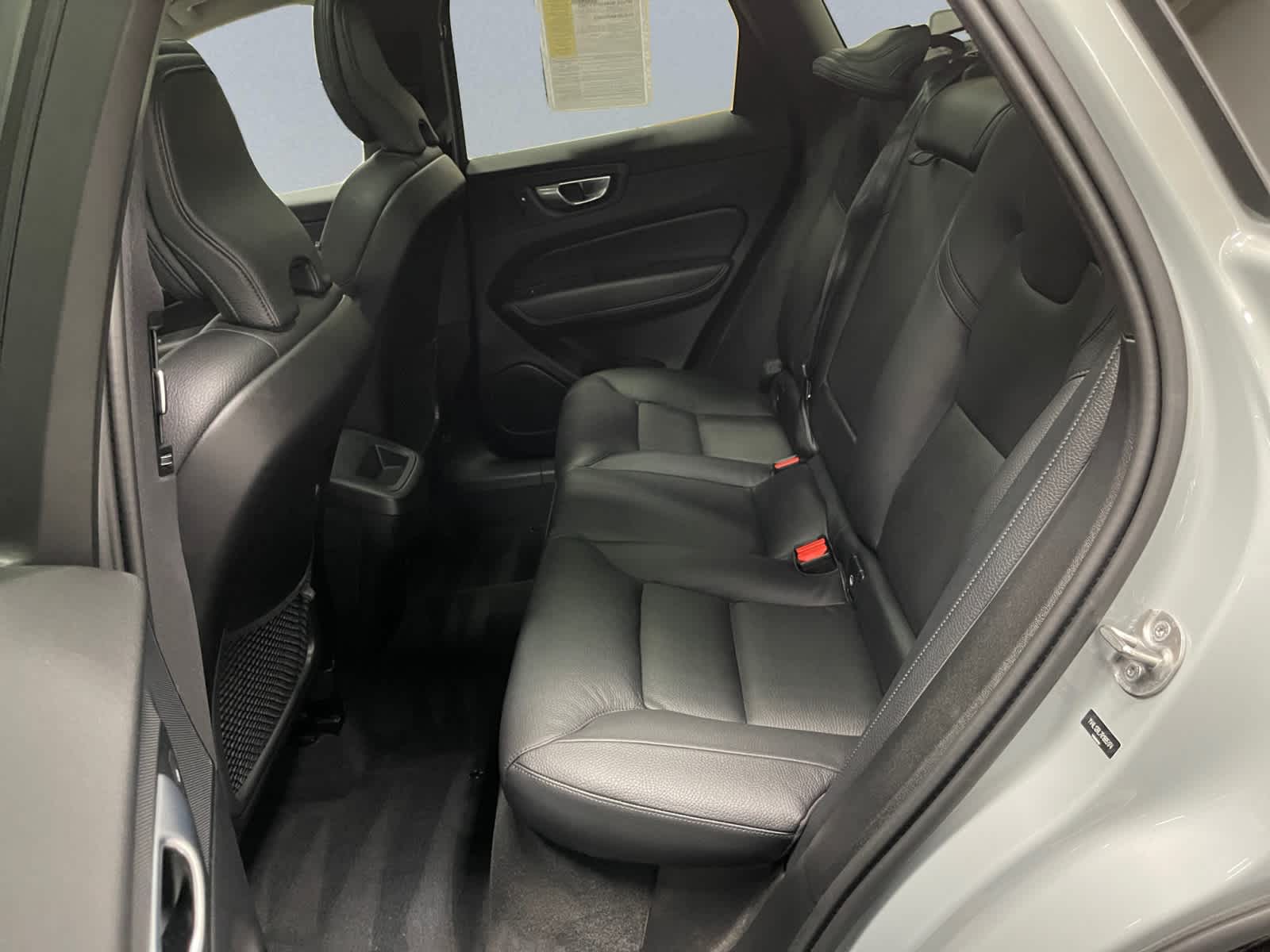 used 2024 Volvo XC60 car, priced at $43,498