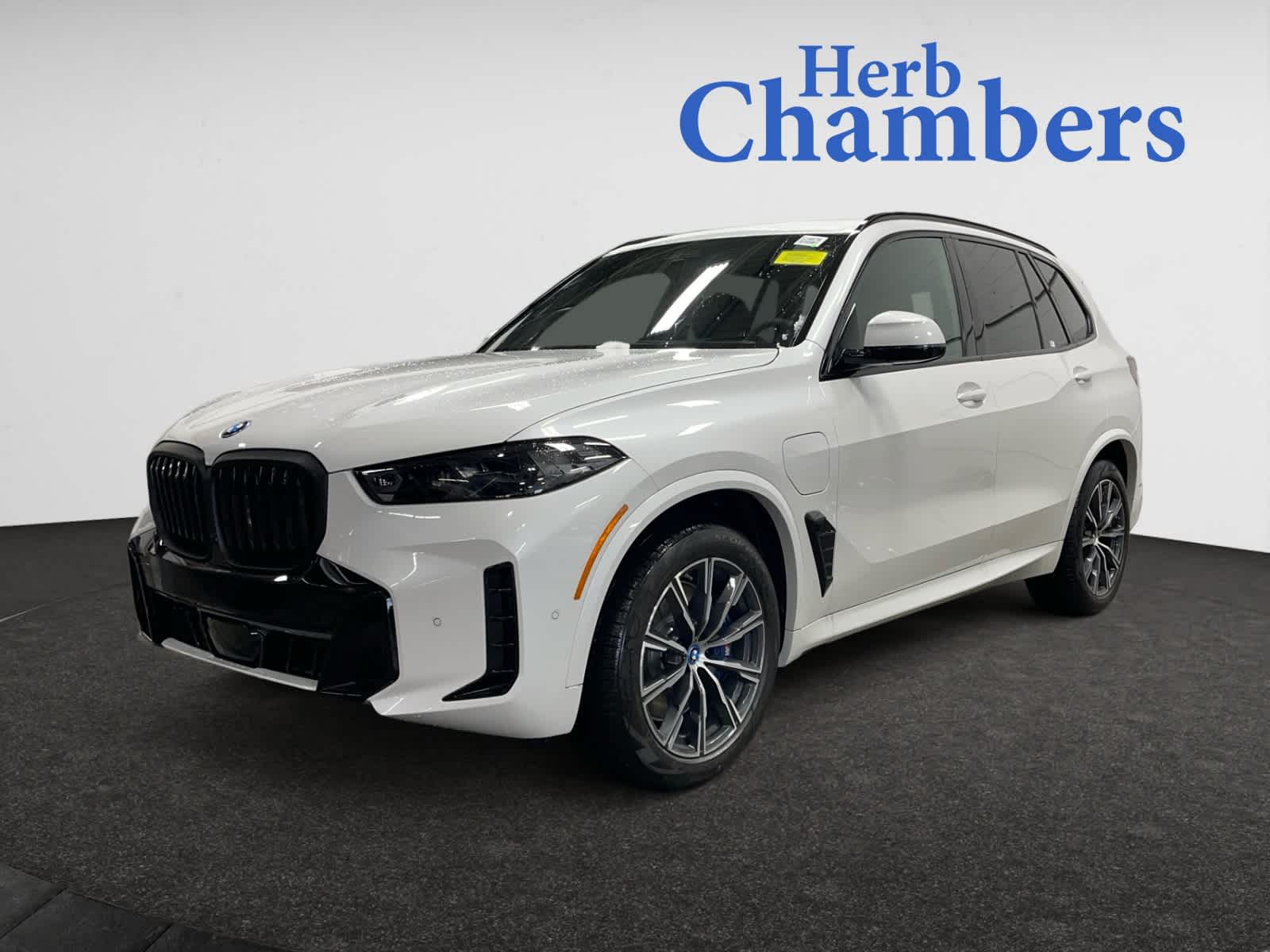 new 2025 BMW X5 PHEV car, priced at $91,555