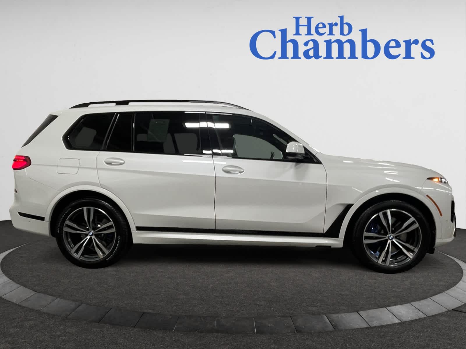 used 2025 BMW X7 car, priced at $88,998