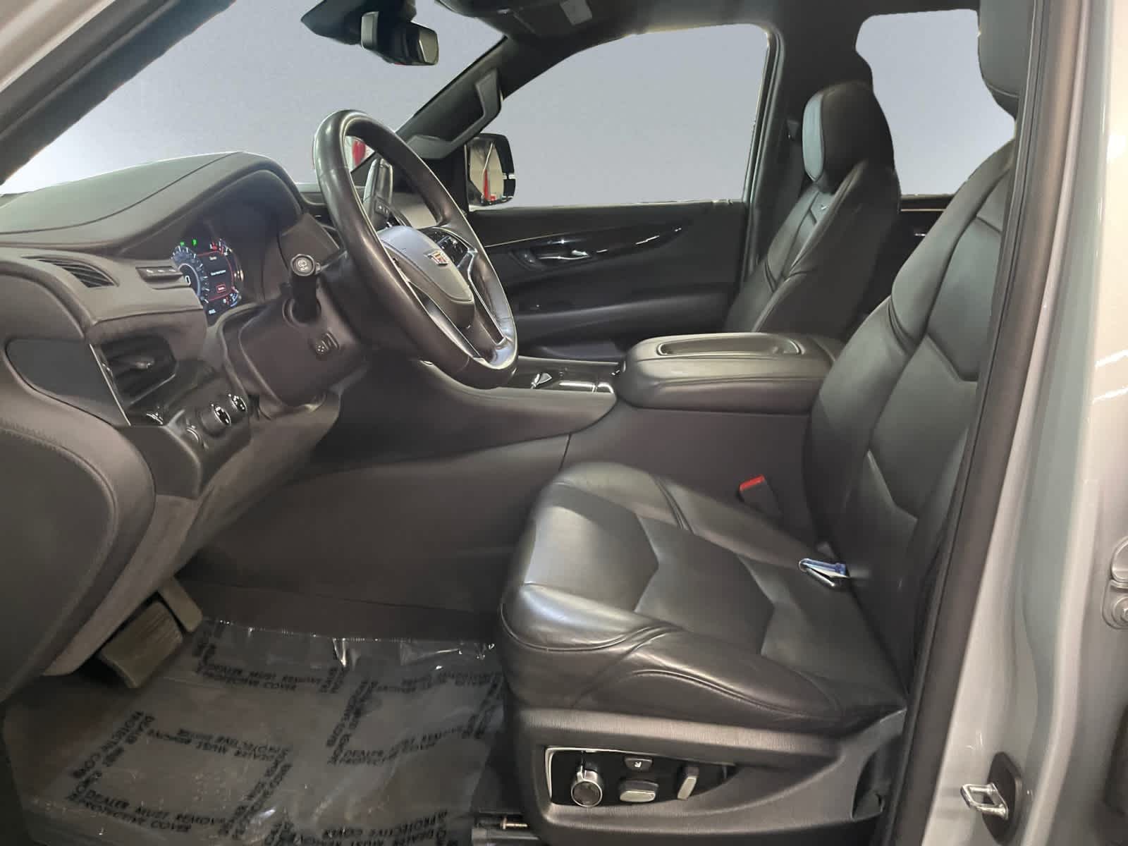 used 2020 Cadillac Escalade car, priced at $48,998