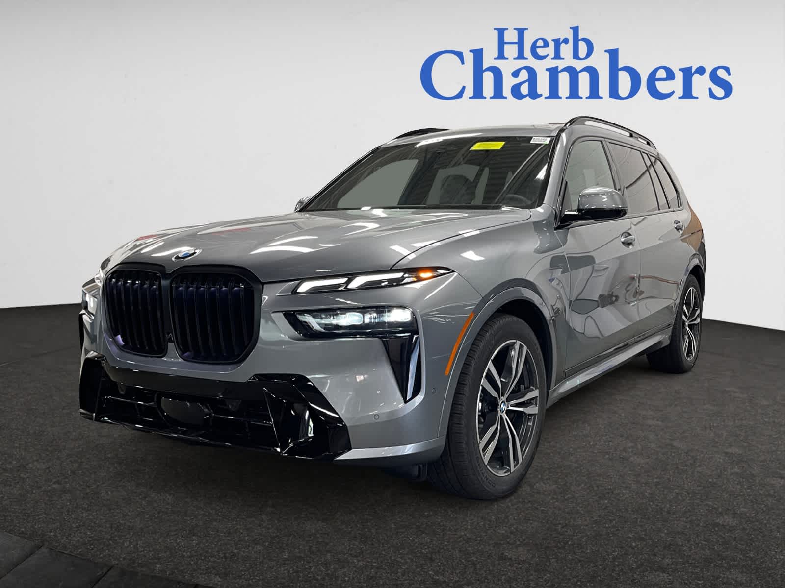 new 2026 BMW X7 car, priced at $98,580