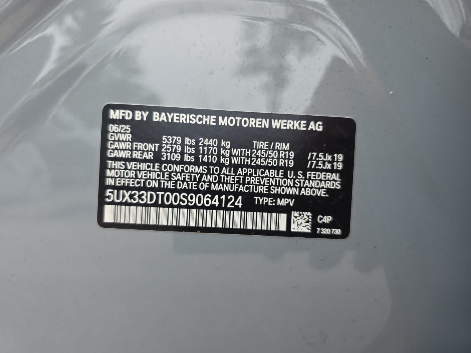 new 2025 BMW X4 car, priced at $64,190