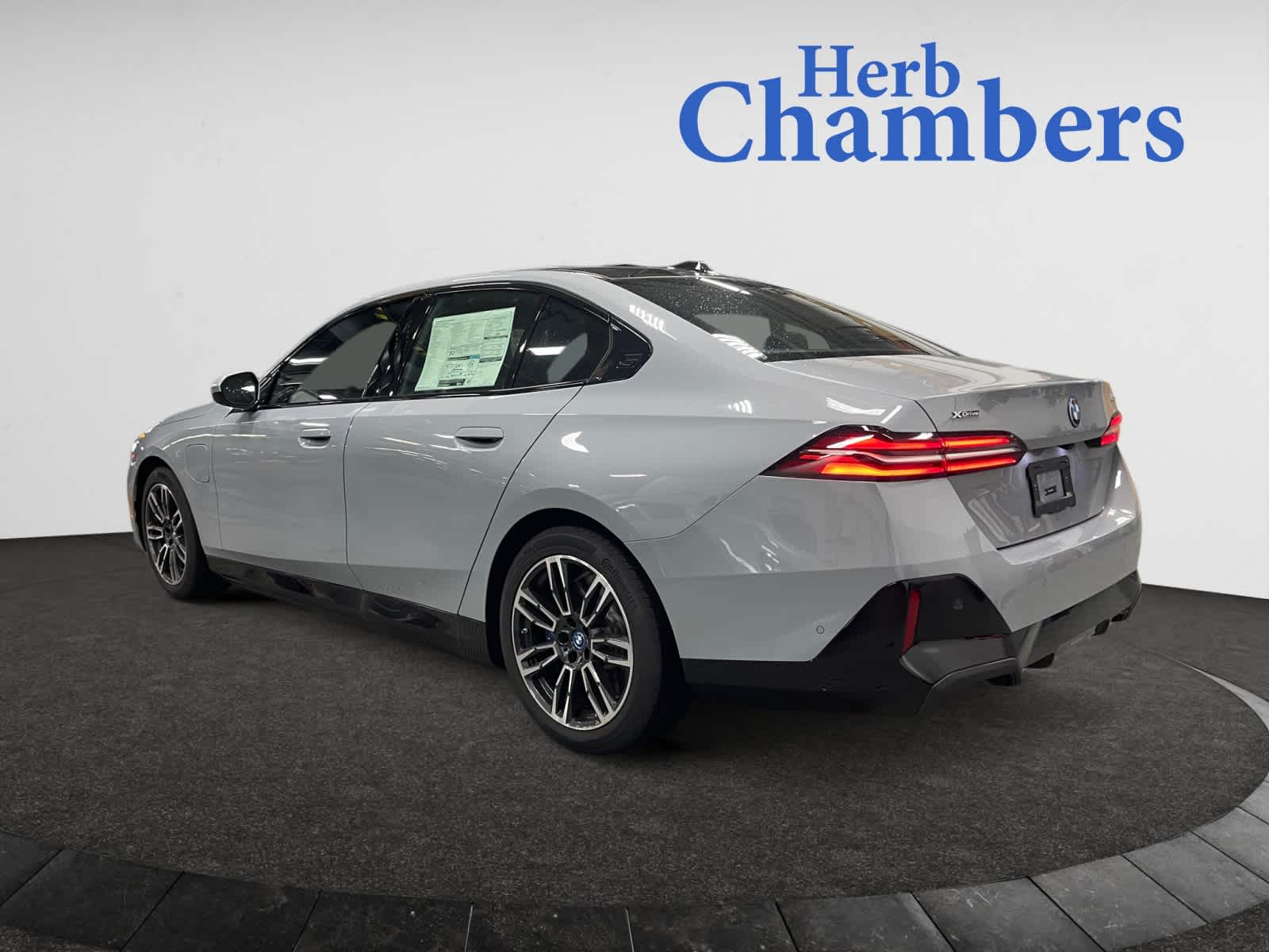 new 2025 BMW 550e car, priced at $82,725