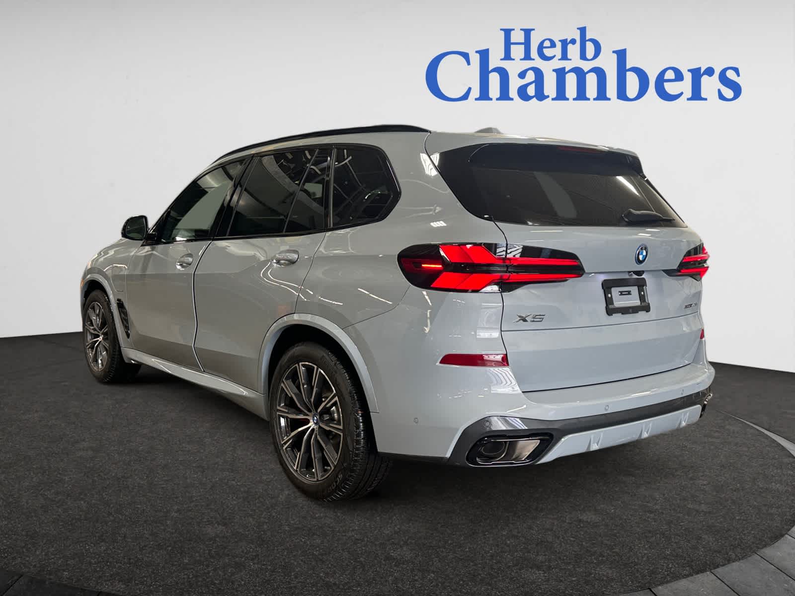 new 2025 BMW X5 PHEV car, priced at $86,135