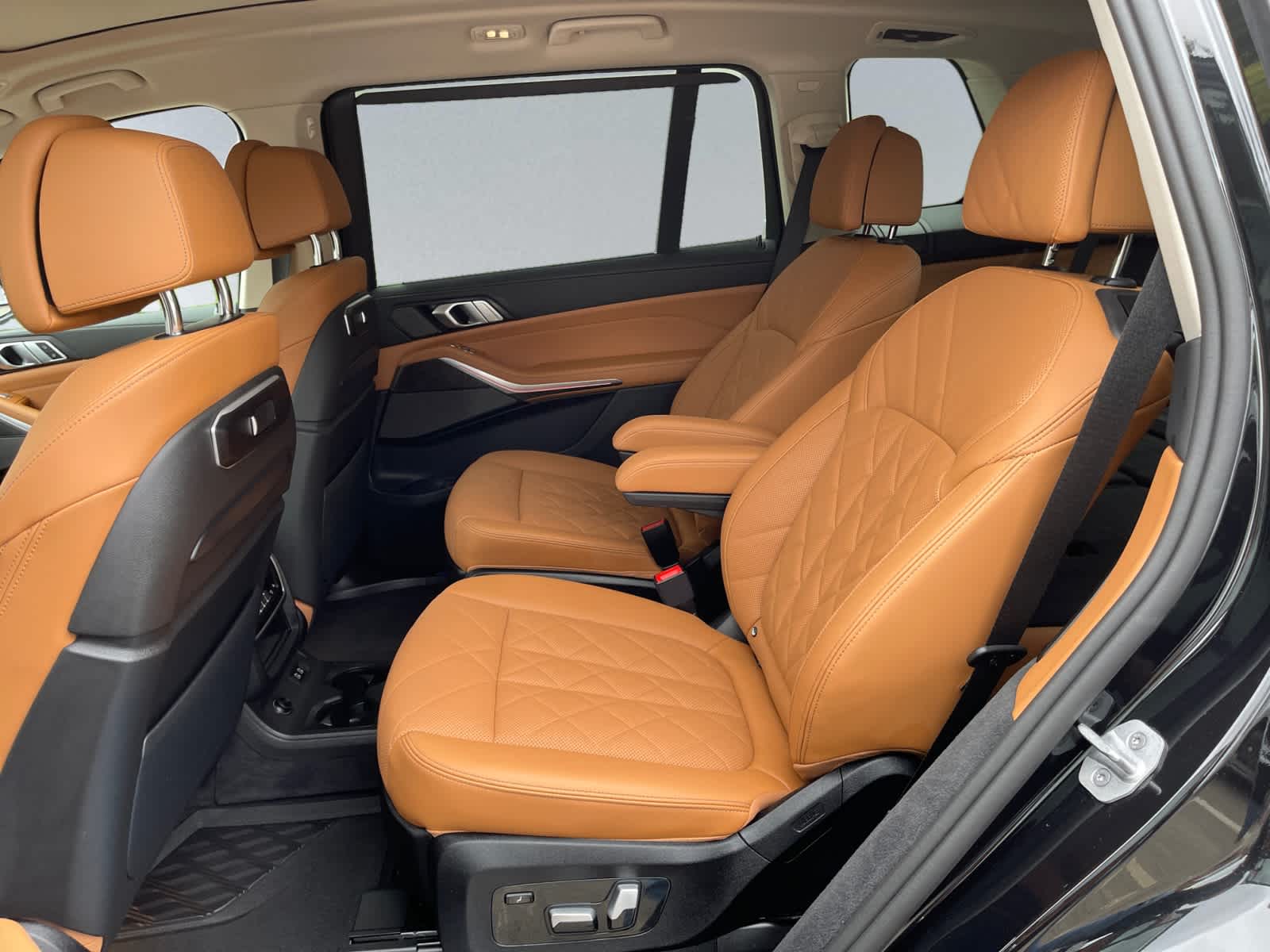 used 2025 BMW X7 car, priced at $84,998