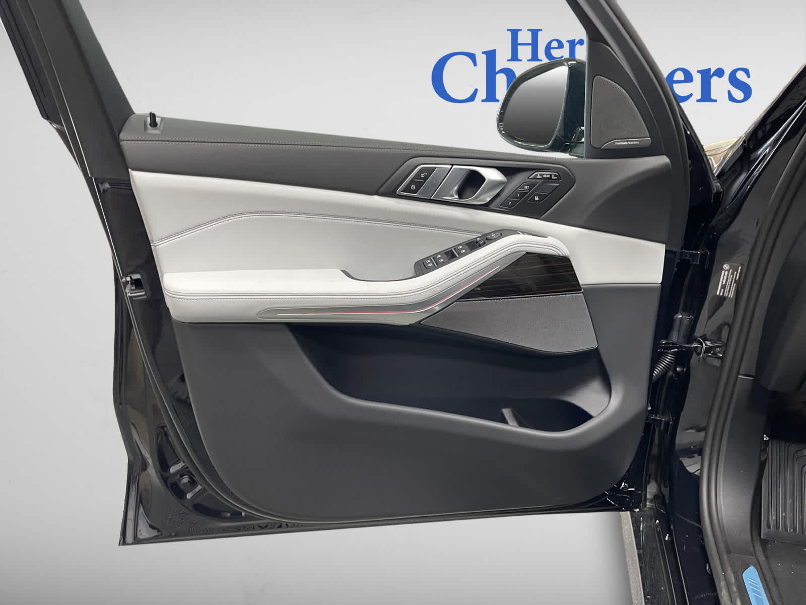new 2026 BMW X7 car, priced at $96,880