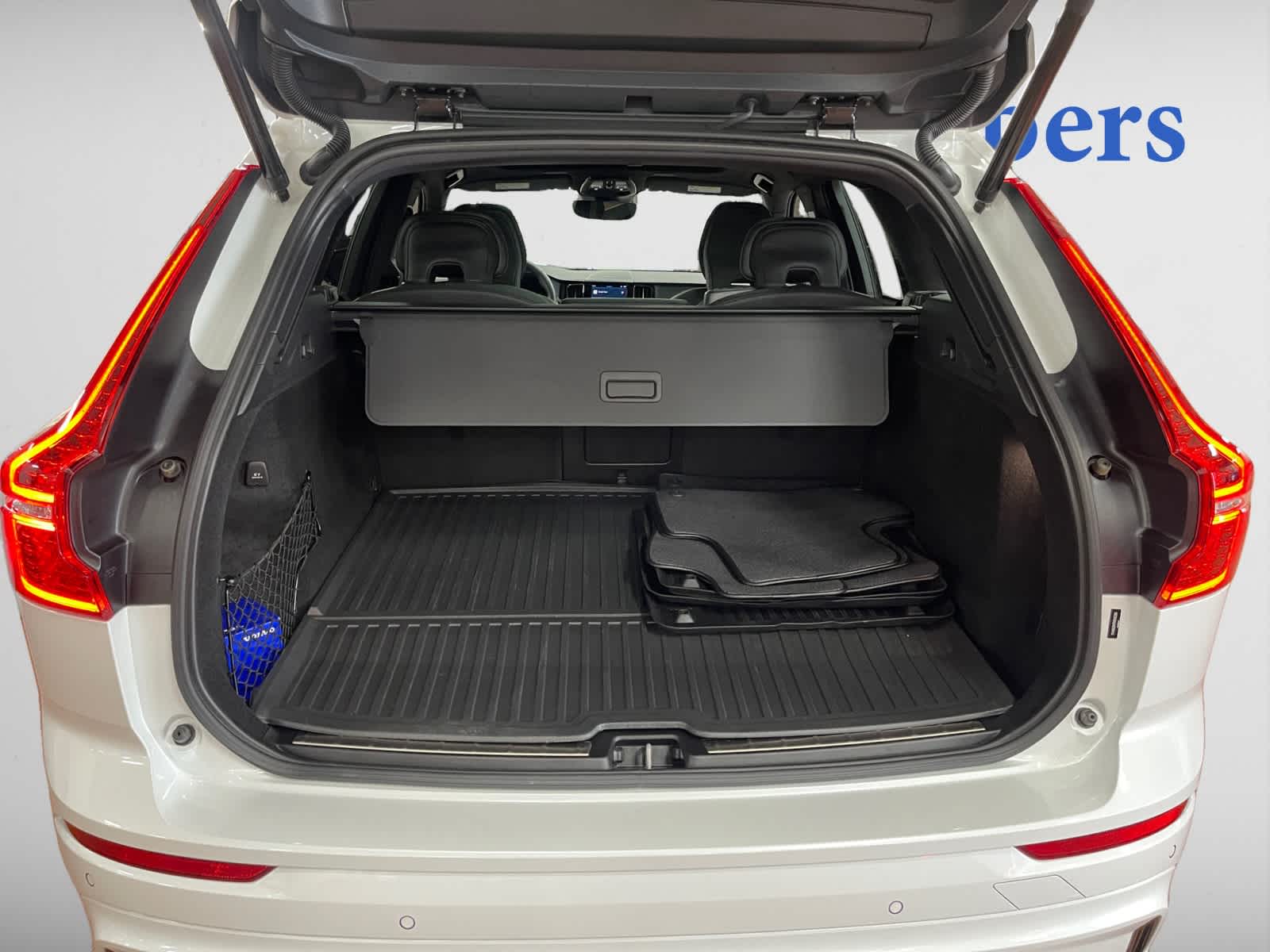 used 2022 Volvo XC60 Recharge Plug-In Hybrid car, priced at $44,498
