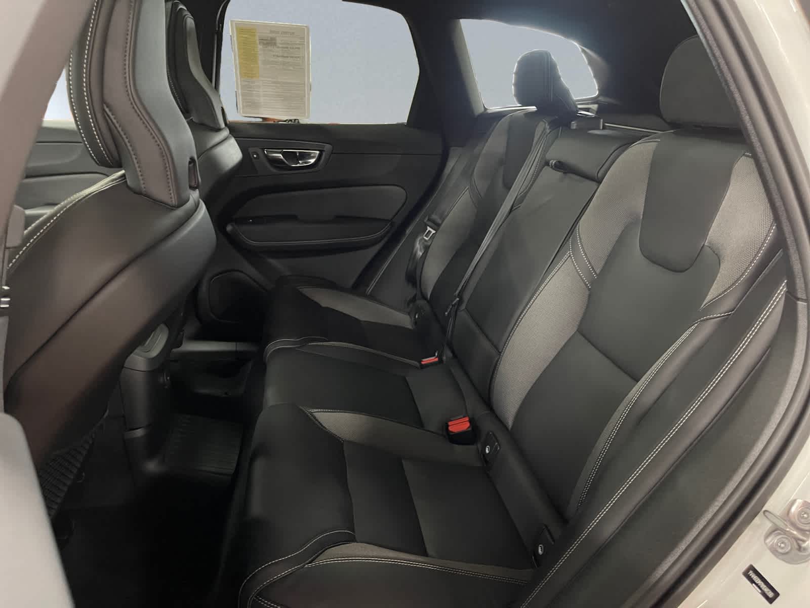 used 2022 Volvo XC60 Recharge Plug-In Hybrid car, priced at $44,498