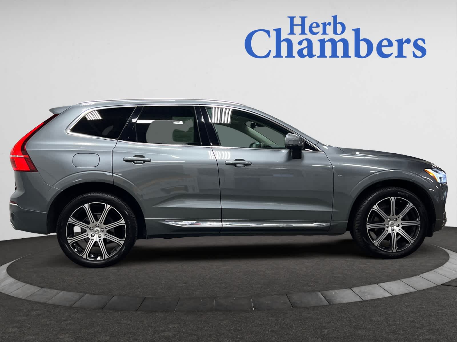 used 2020 Volvo XC60 car, priced at $27,998