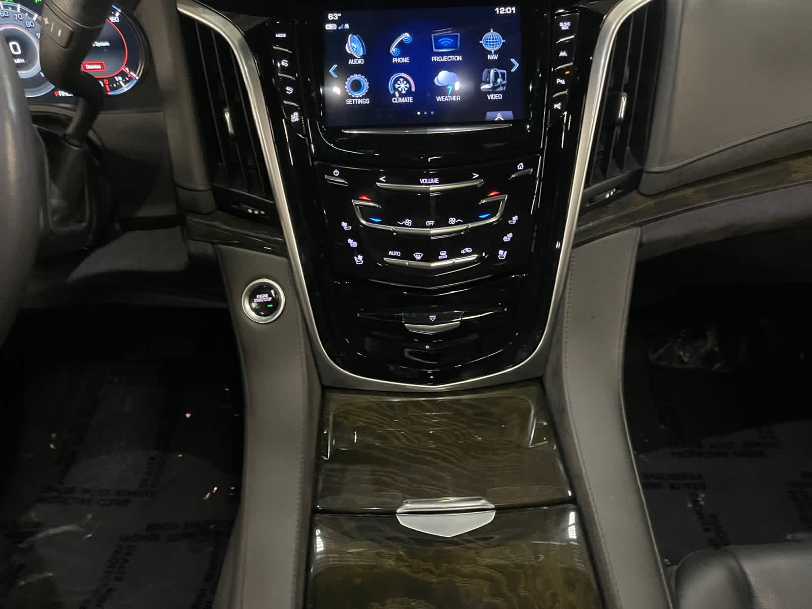 used 2020 Cadillac Escalade car, priced at $48,998