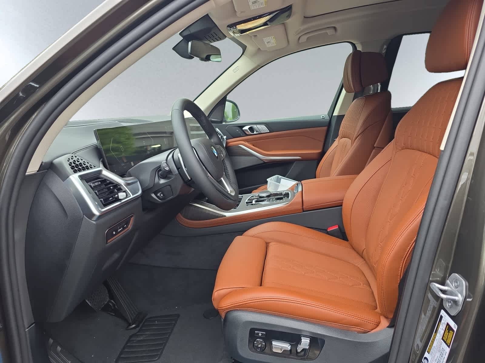 new 2026 BMW X7 car, priced at $94,580