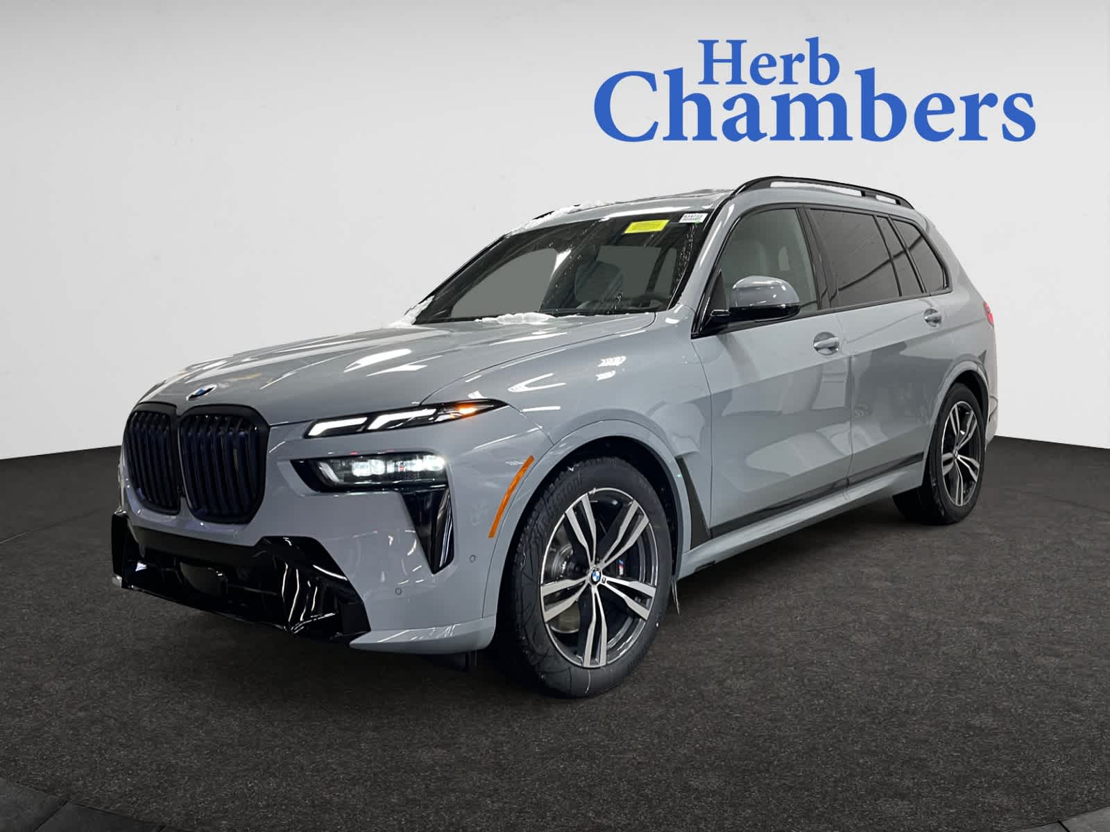 new 2025 BMW X7 car, priced at $97,430