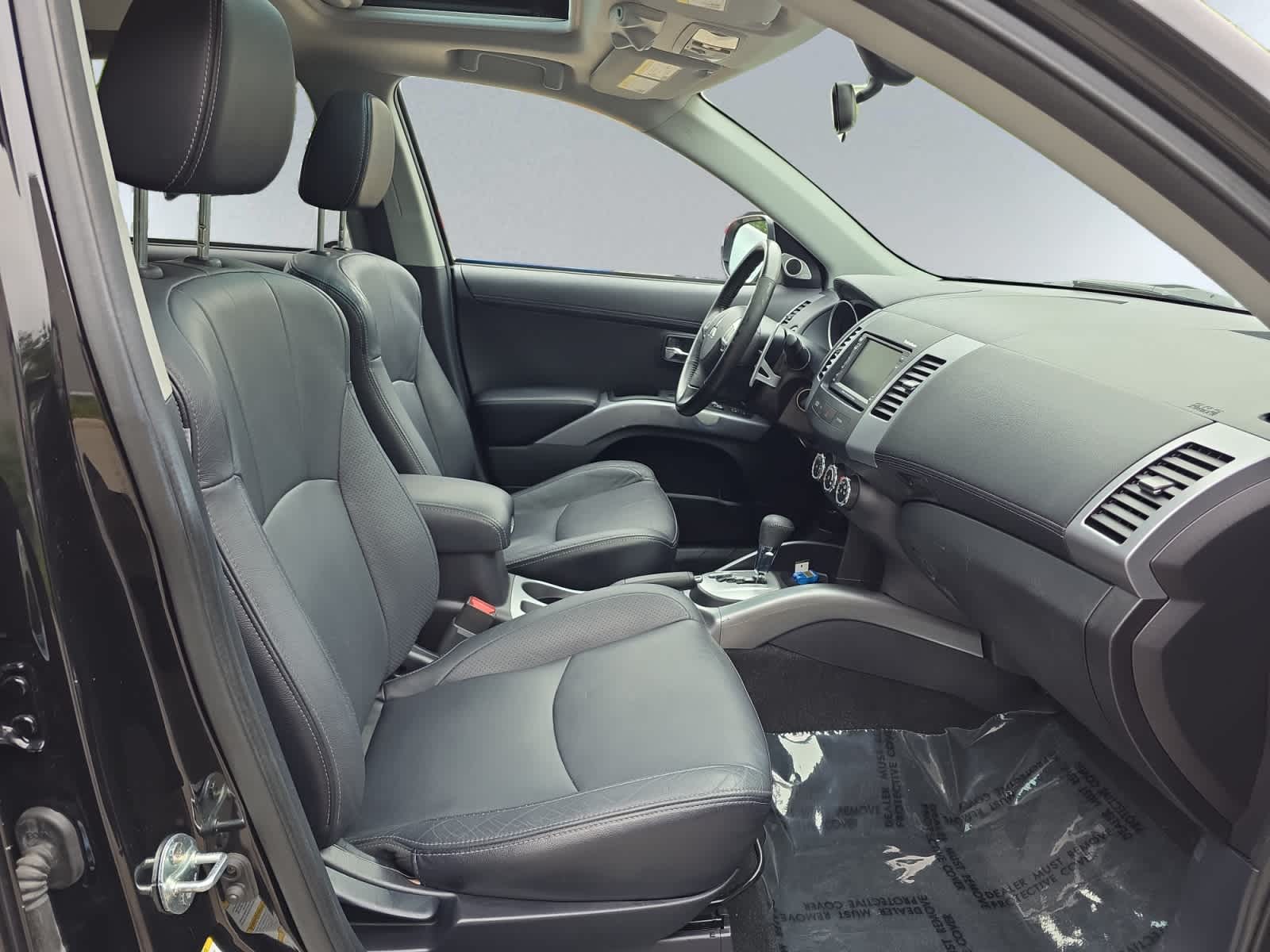 used 2011 Mitsubishi Outlander car, priced at $11,498