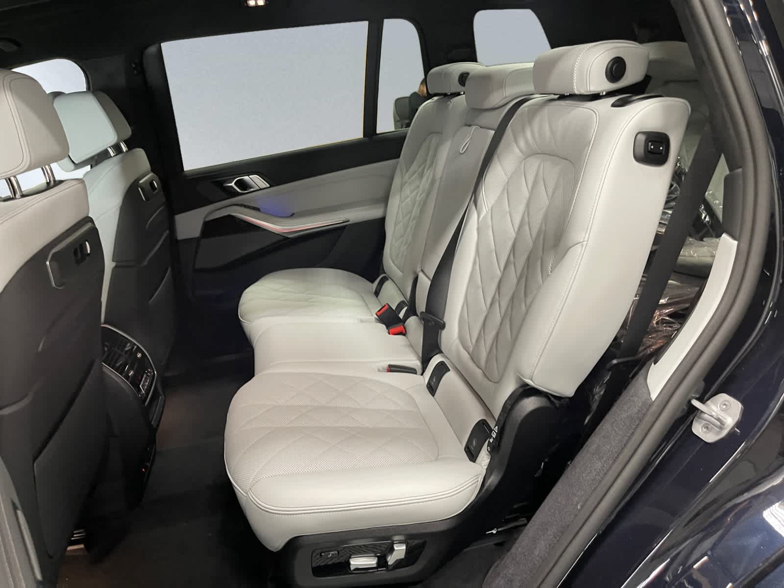 new 2026 BMW X7 car, priced at $96,880