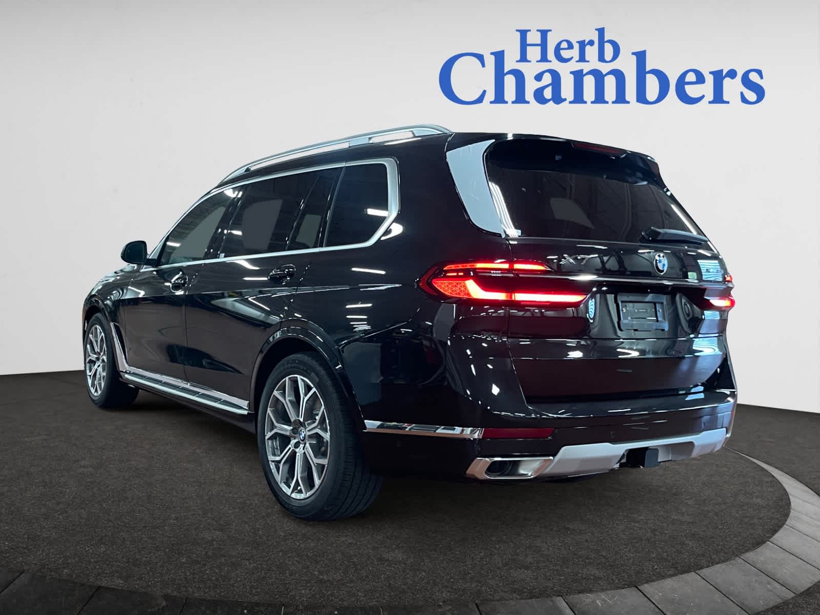new 2026 BMW X7 car, priced at $95,330