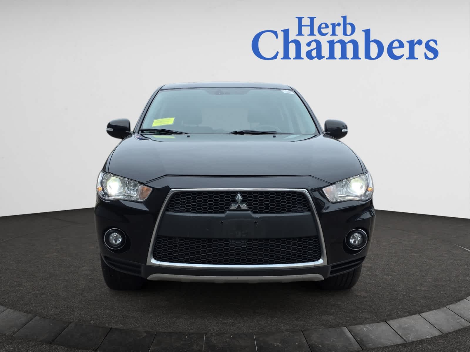 used 2011 Mitsubishi Outlander car, priced at $11,498