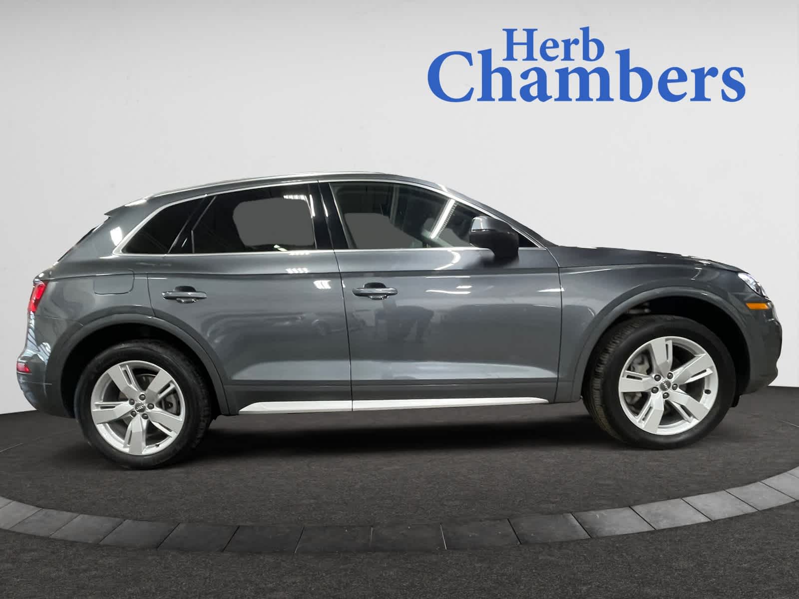 used 2019 Audi Q5 car, priced at $23,998