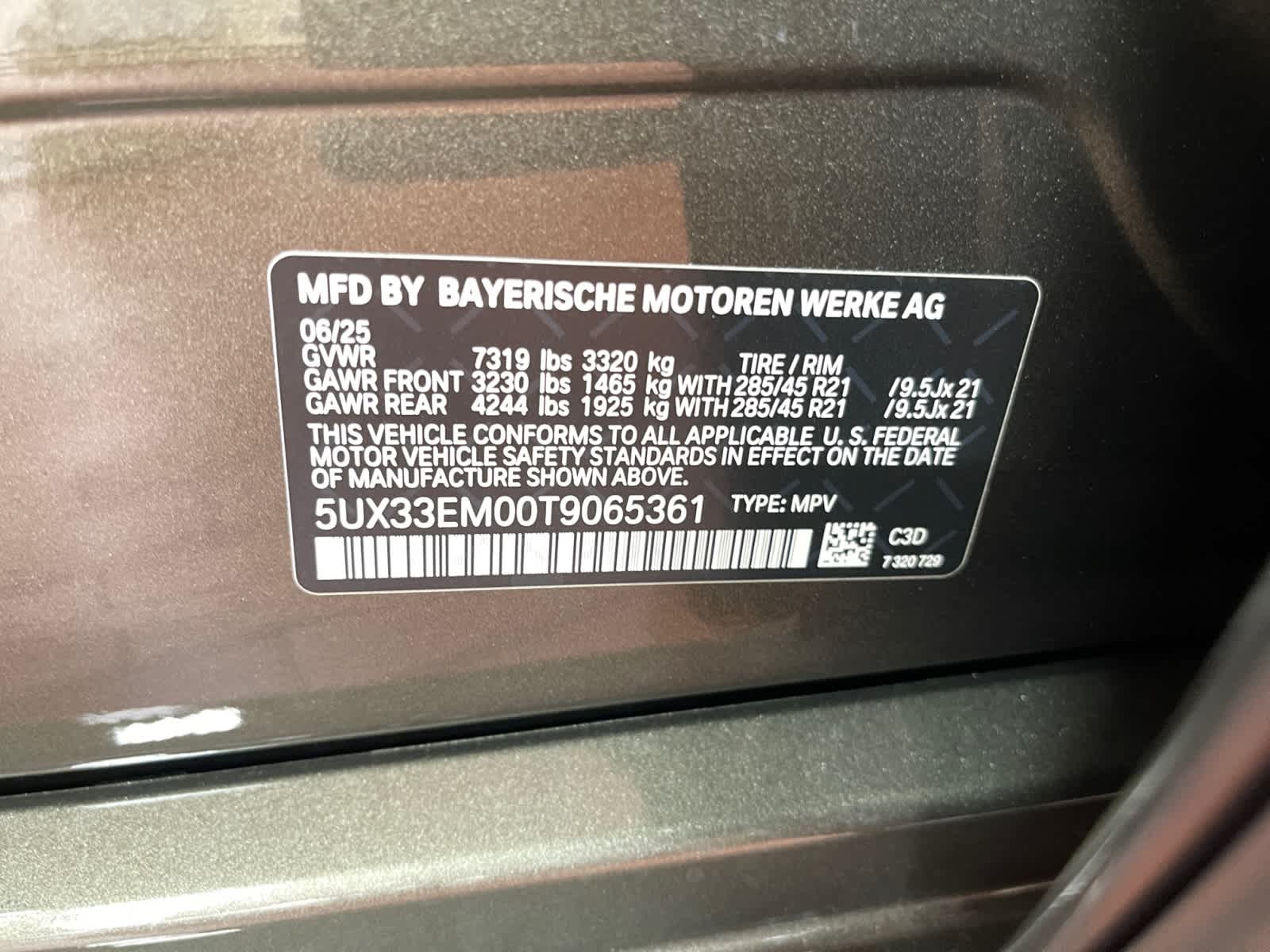 new 2026 BMW X7 car, priced at $120,280