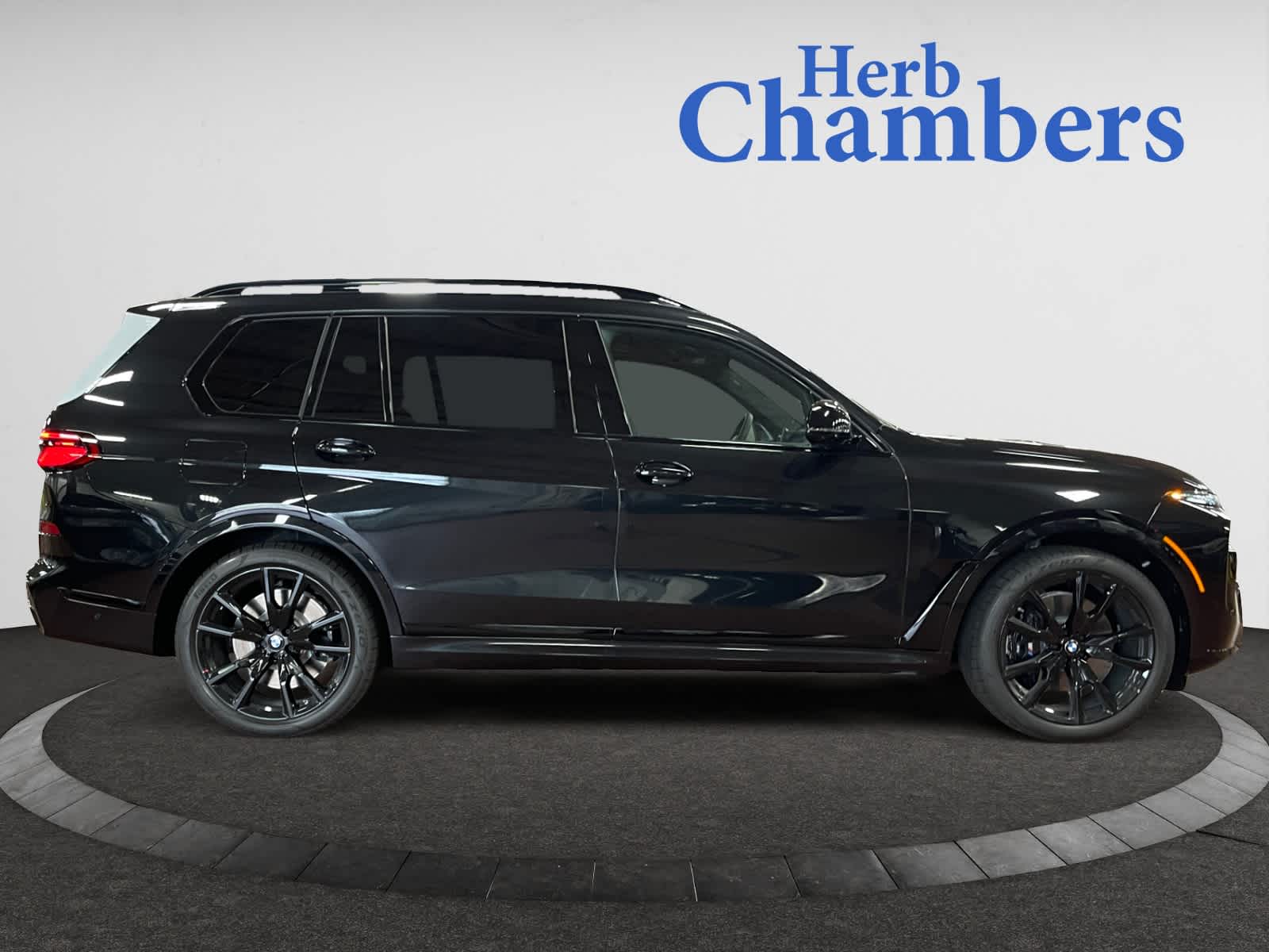 new 2026 BMW X7 car, priced at $127,160