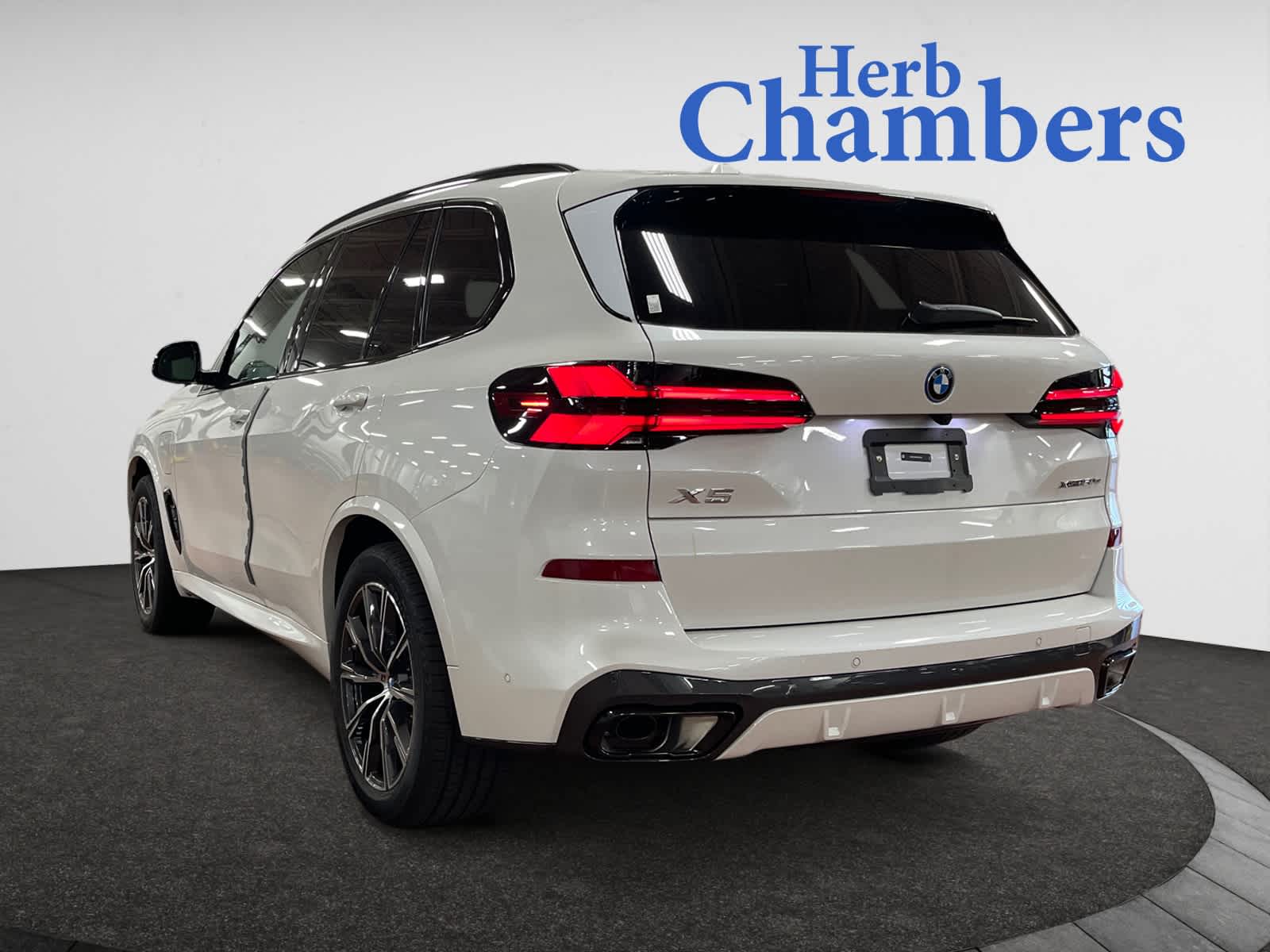 new 2026 BMW X5 PHEV car, priced at $91,375