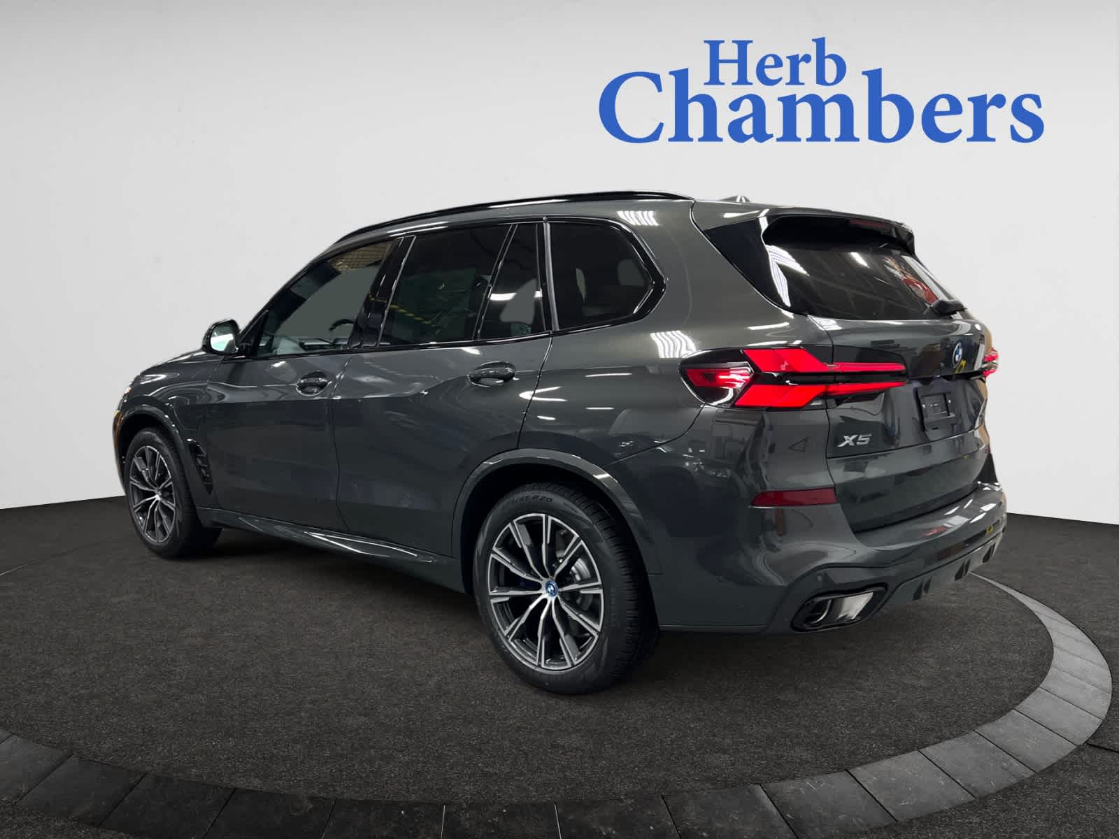 new 2025 BMW X5 PHEV car, priced at $92,035