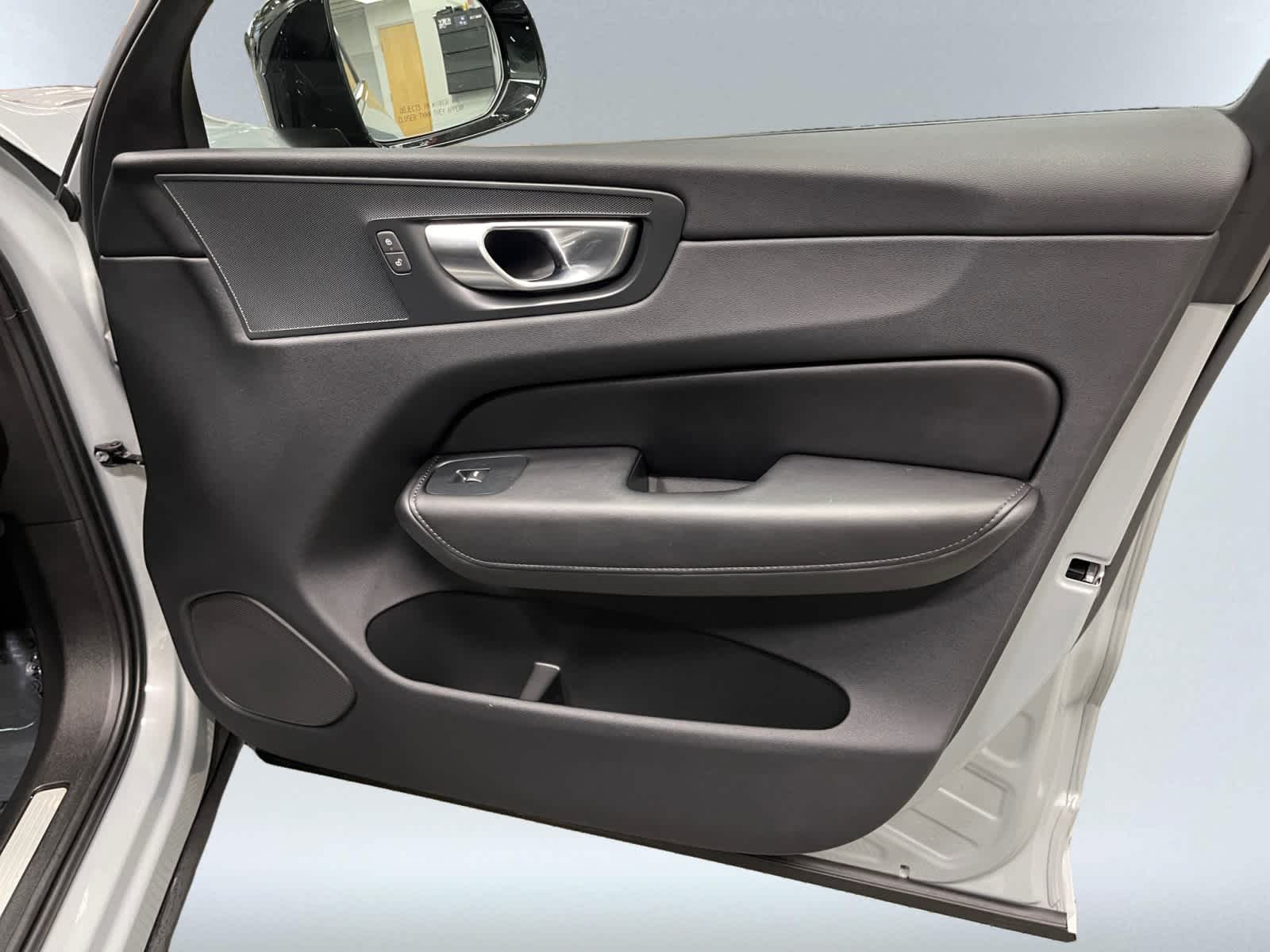 used 2024 Volvo XC60 car, priced at $43,498