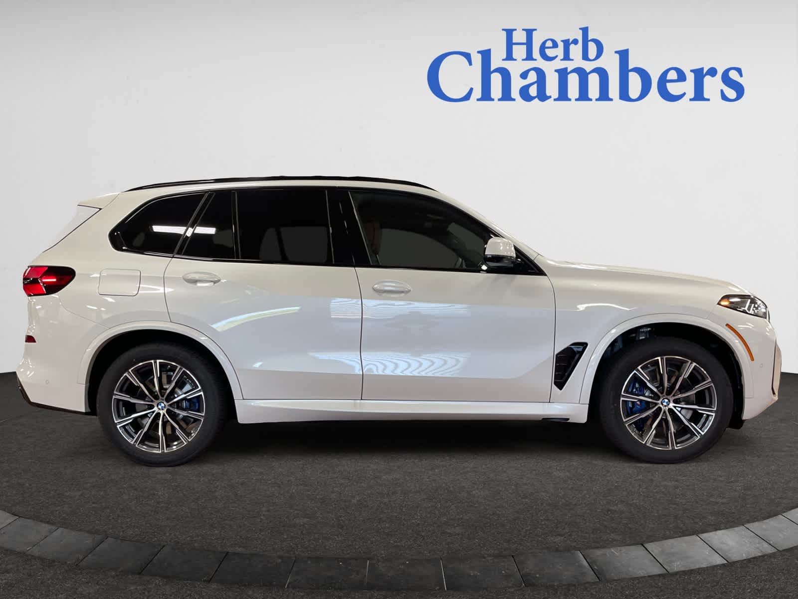 new 2026 BMW X5 PHEV car, priced at $91,375