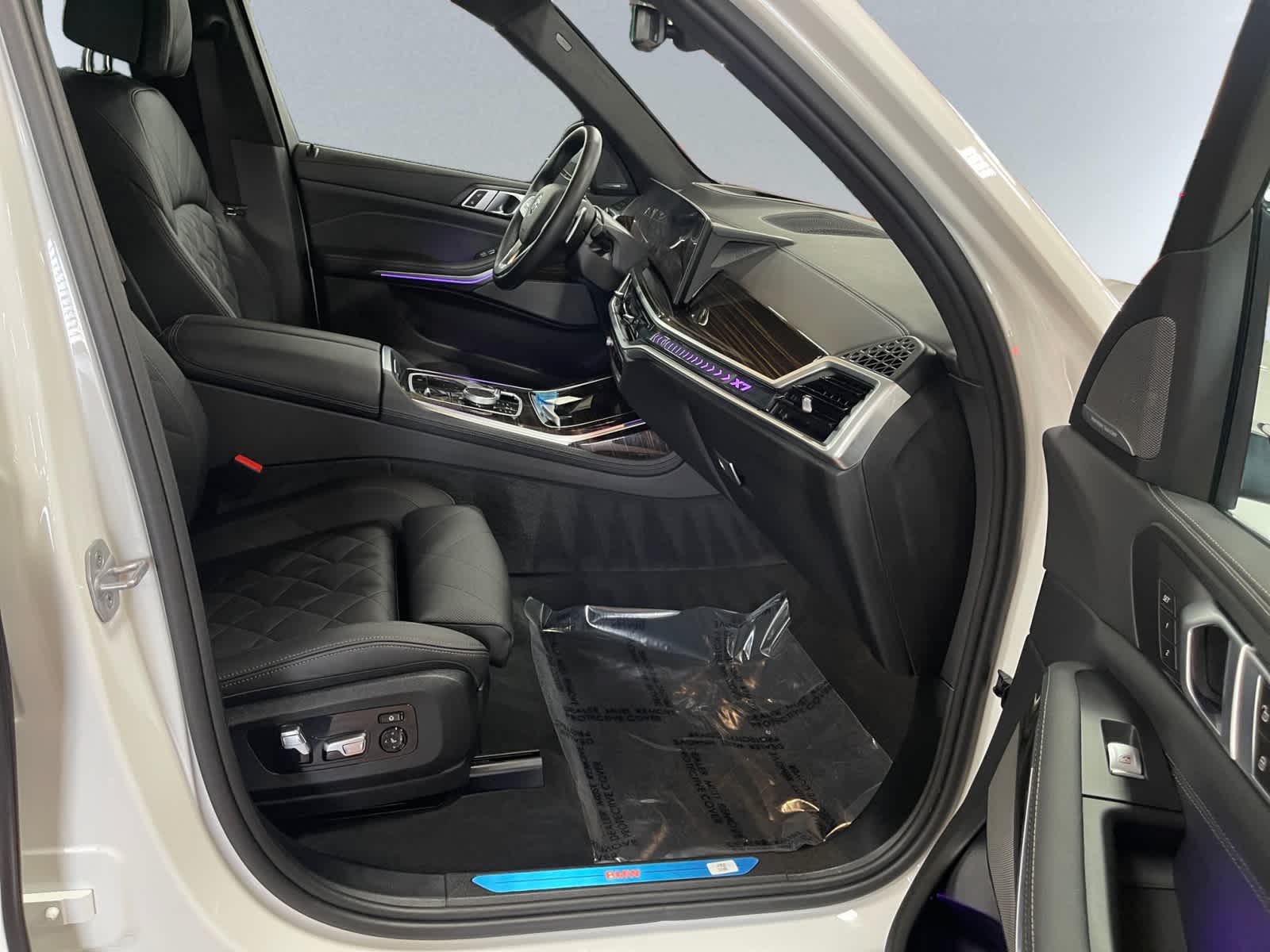 used 2025 BMW X7 car, priced at $85,998