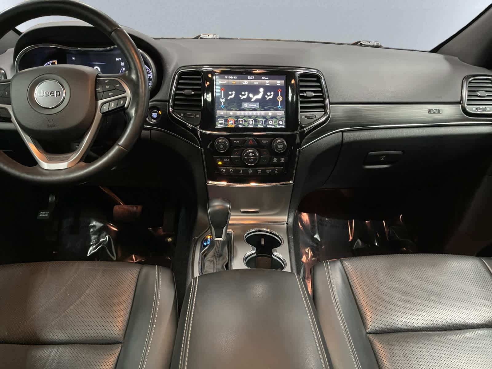 used 2021 Jeep Grand Cherokee car, priced at $29,498