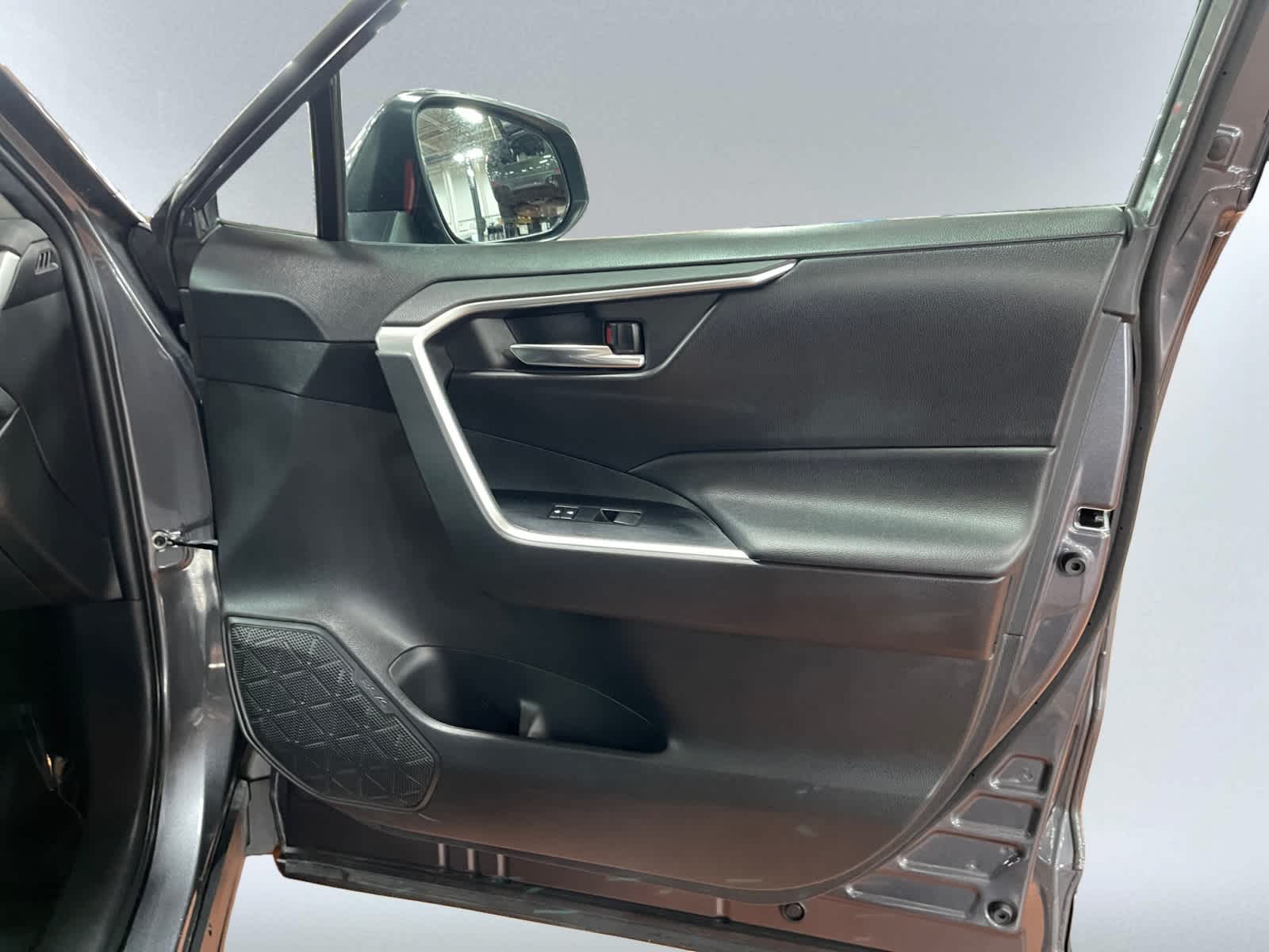 used 2020 Toyota RAV4 Hybrid car, priced at $26,498