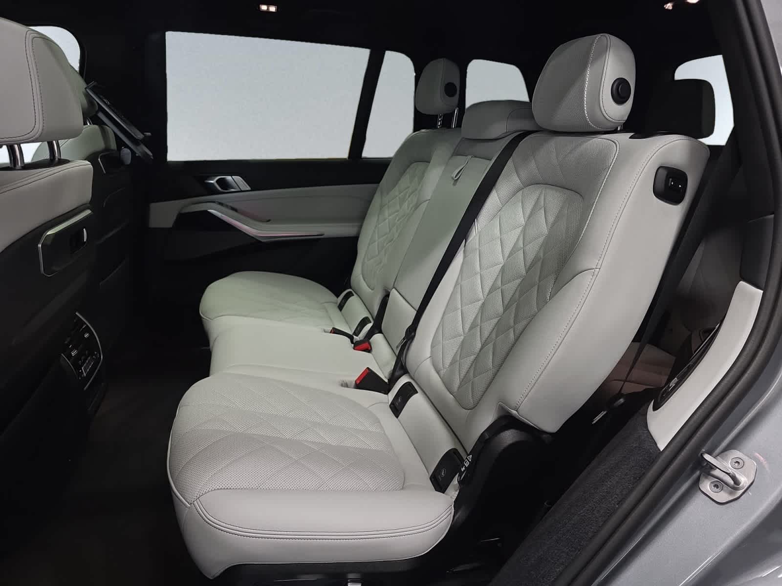 used 2025 BMW X7 car, priced at $86,998