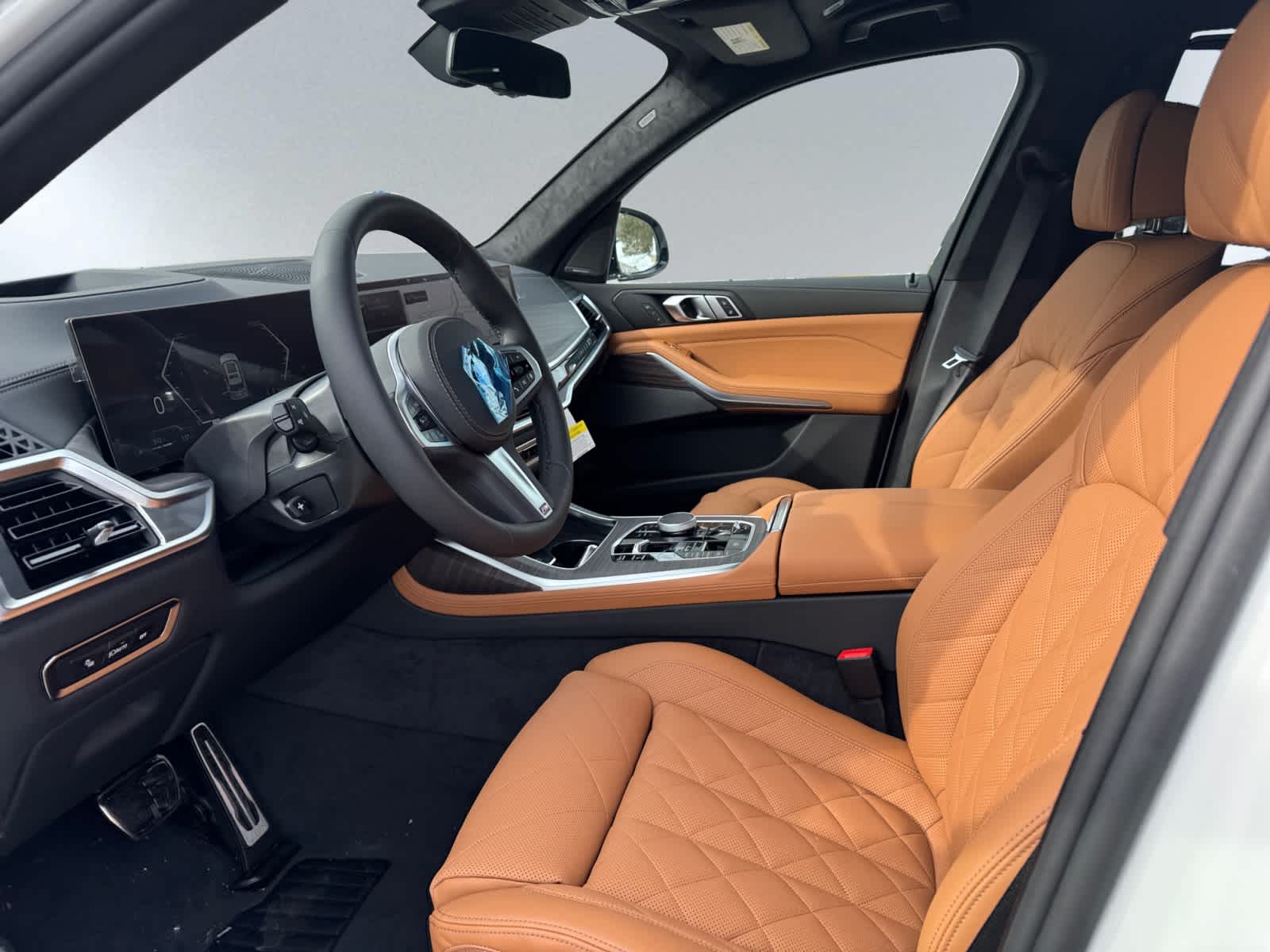 new 2025 BMW X7 car, priced at $97,255